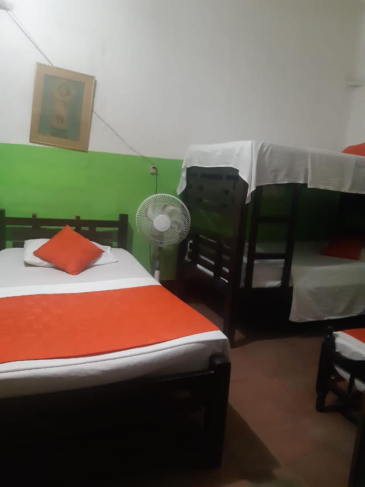 Hostal Villa Cecilia view 2