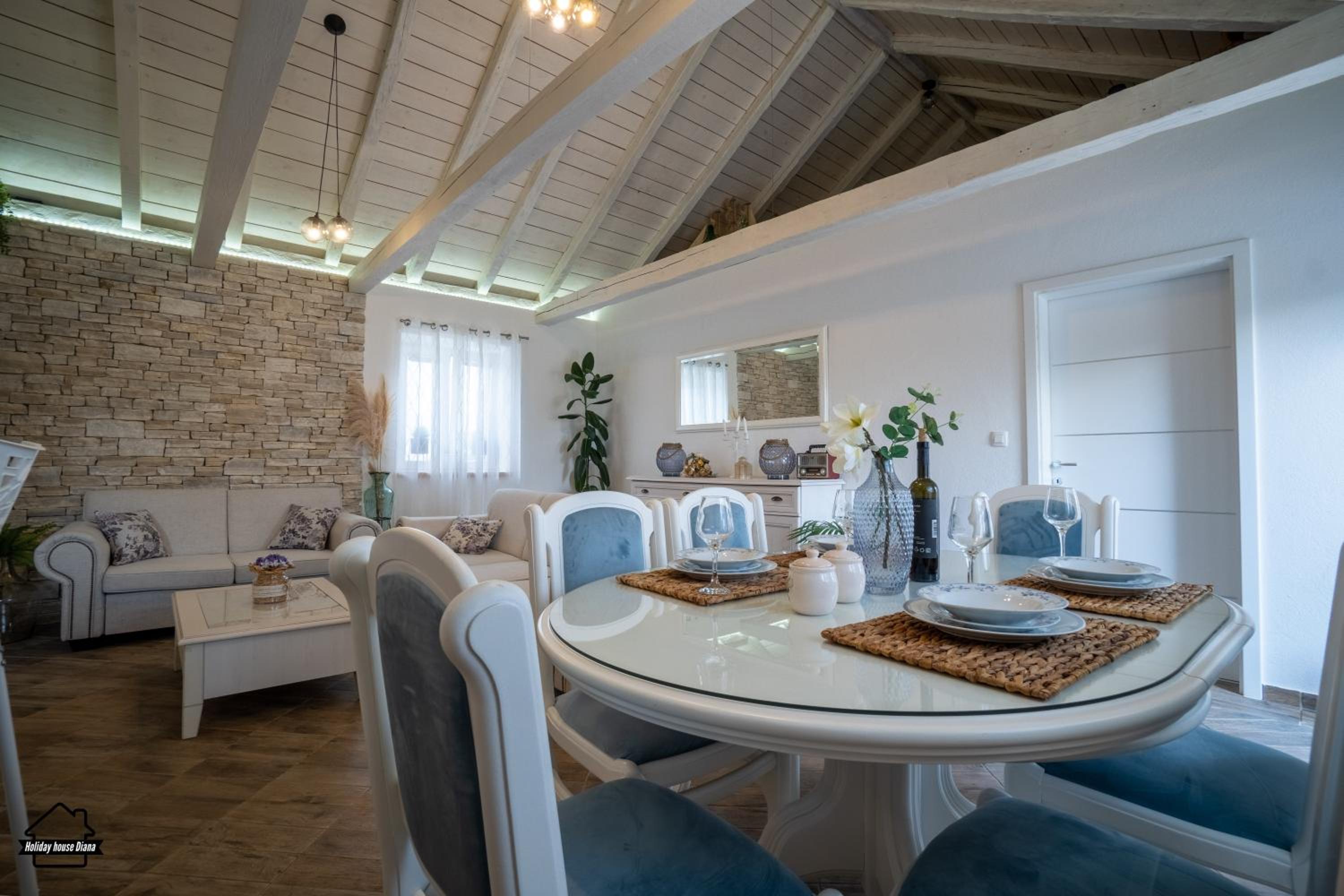 House Diana - heated swimming pool and jacuzzi view 5