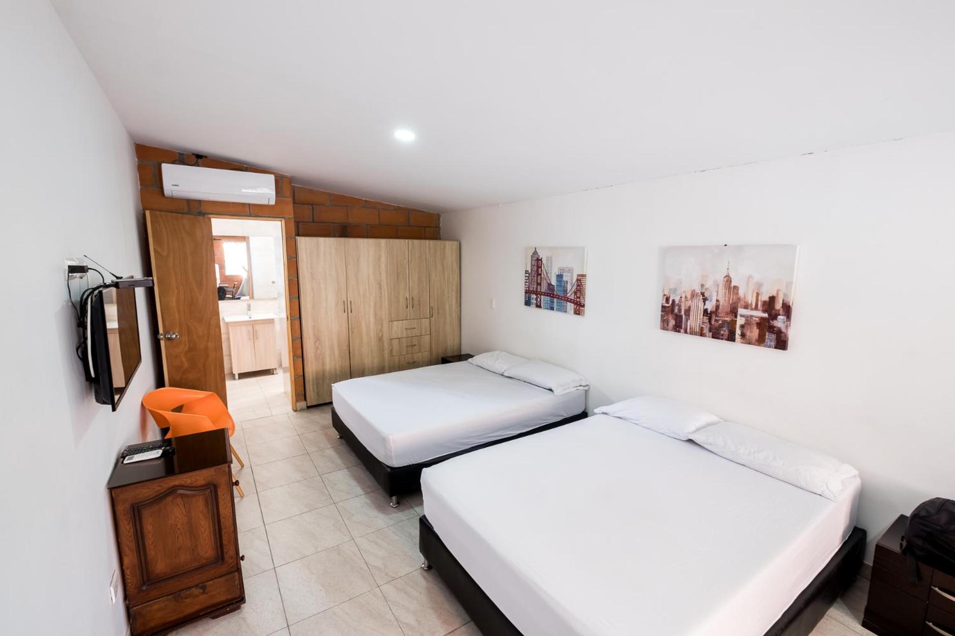 Medellin Backpacker Hostel view 3