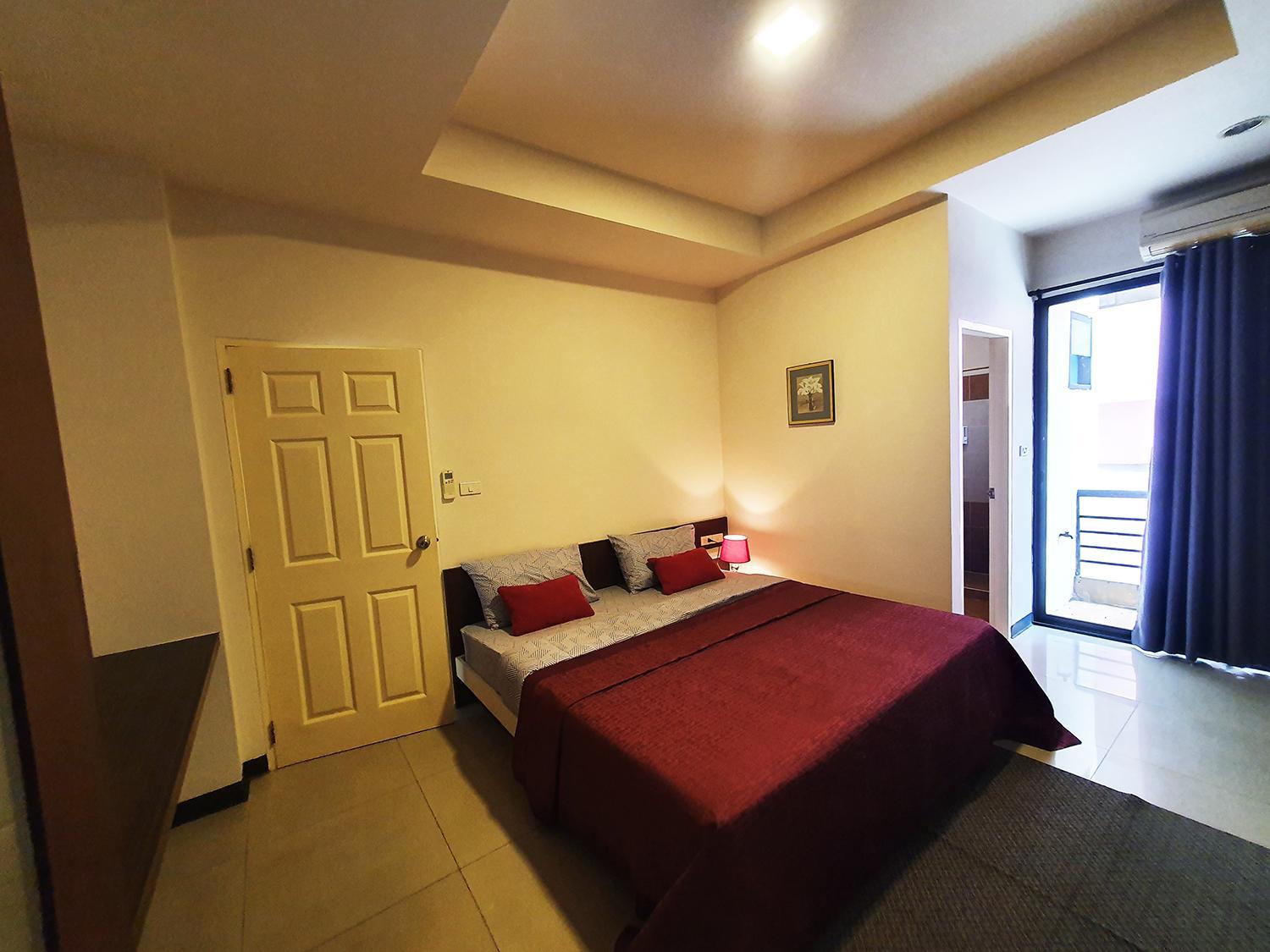 552 Residence