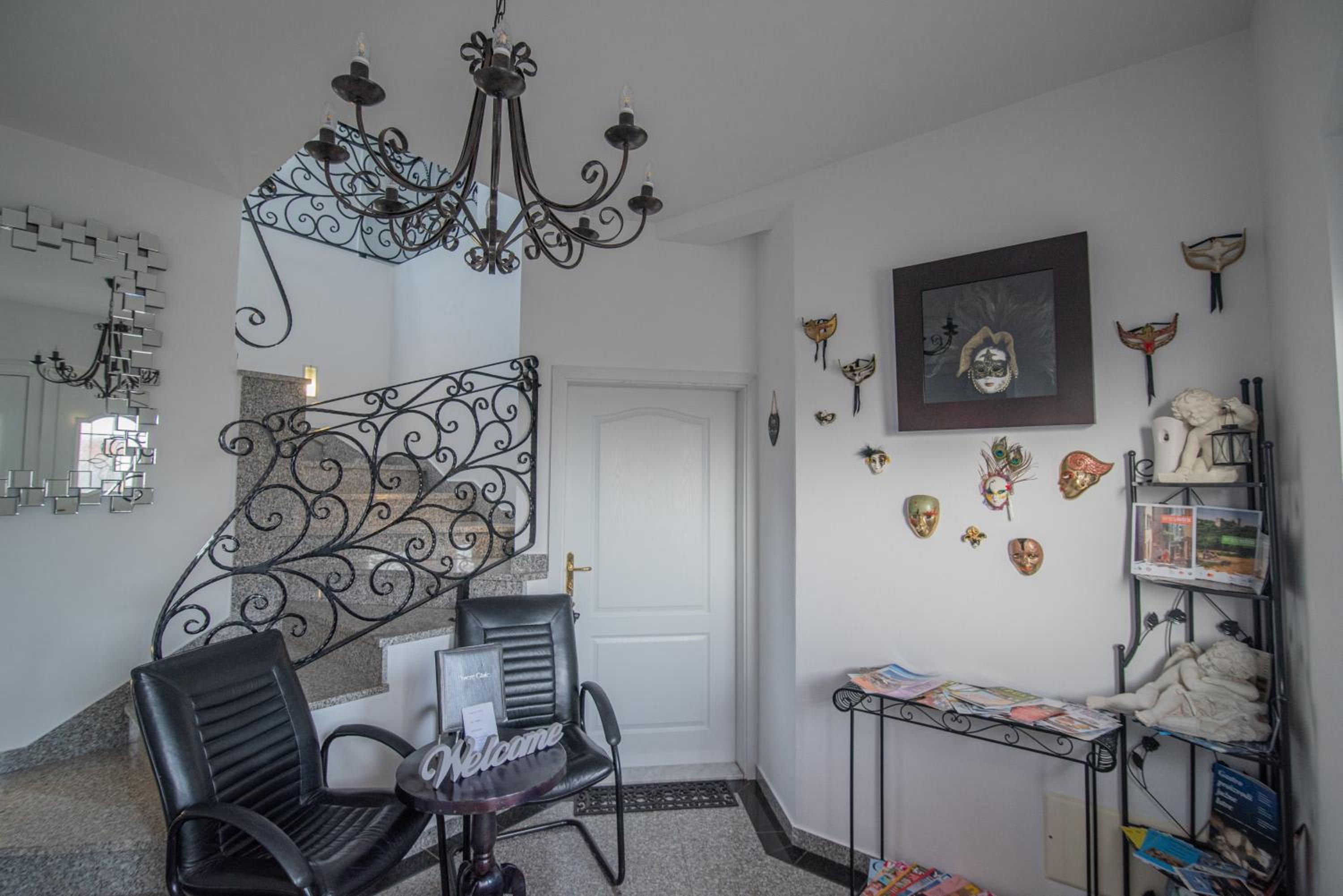 Photo 69