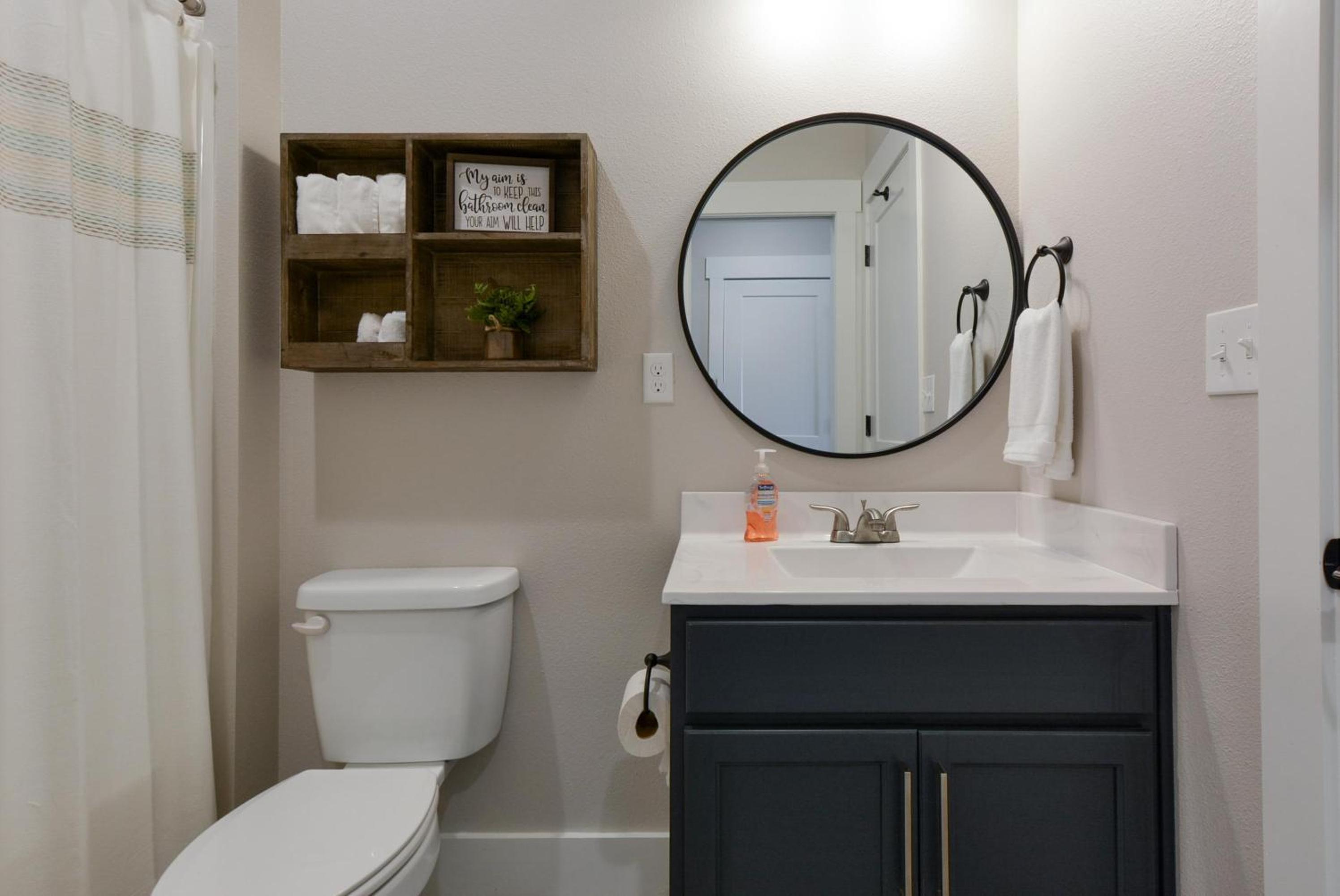 Journeys Remedy - Lake View - Closest To Indoor Pool - Sleeps 30