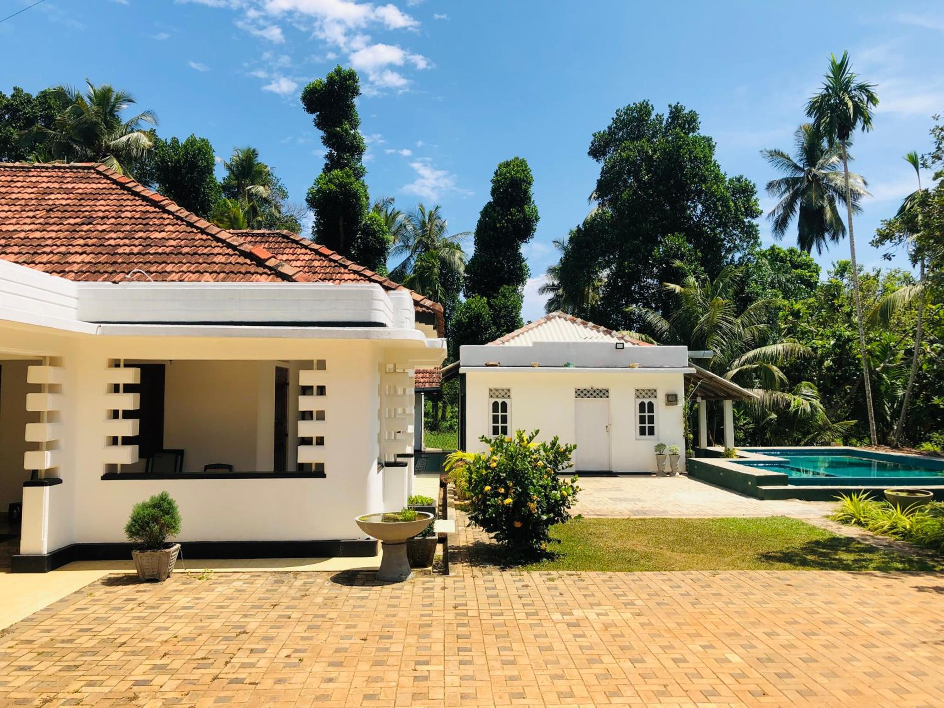Cinnamon Estate Villa