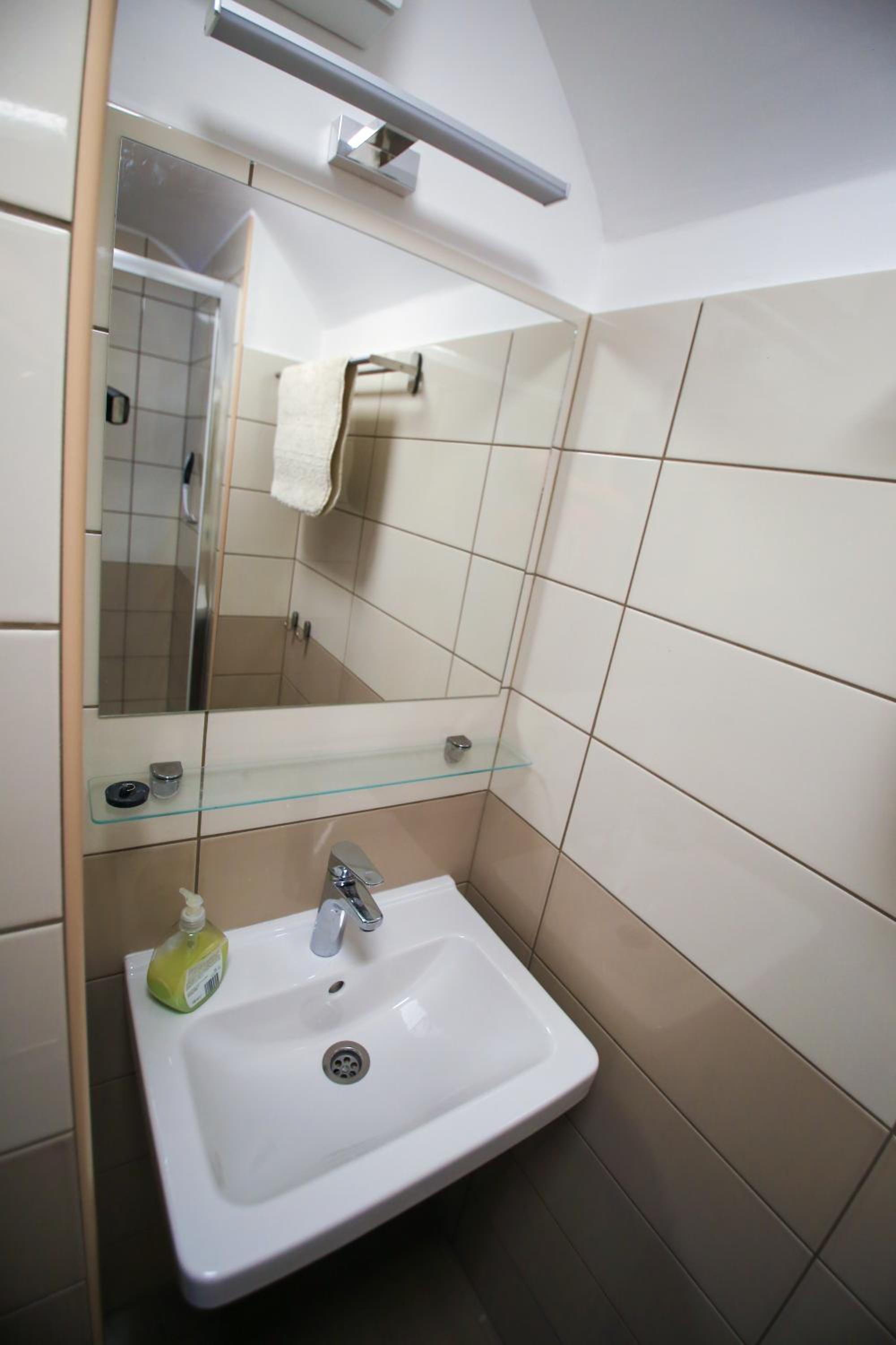 VÁRLAK VENDÉGHÁZ Apartman 2