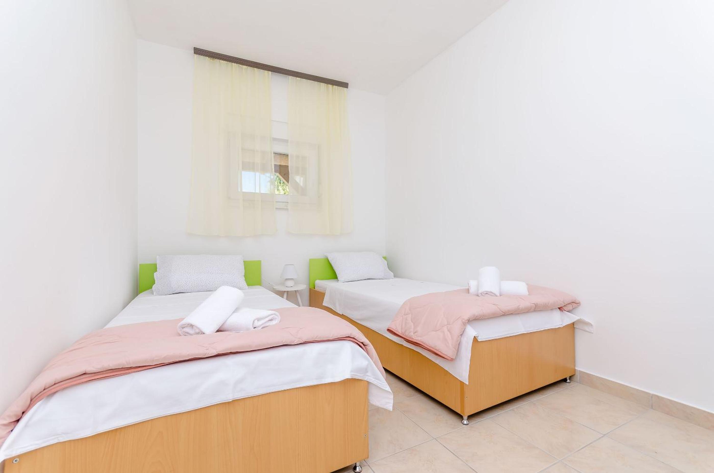 Apartmani Lorena view 4