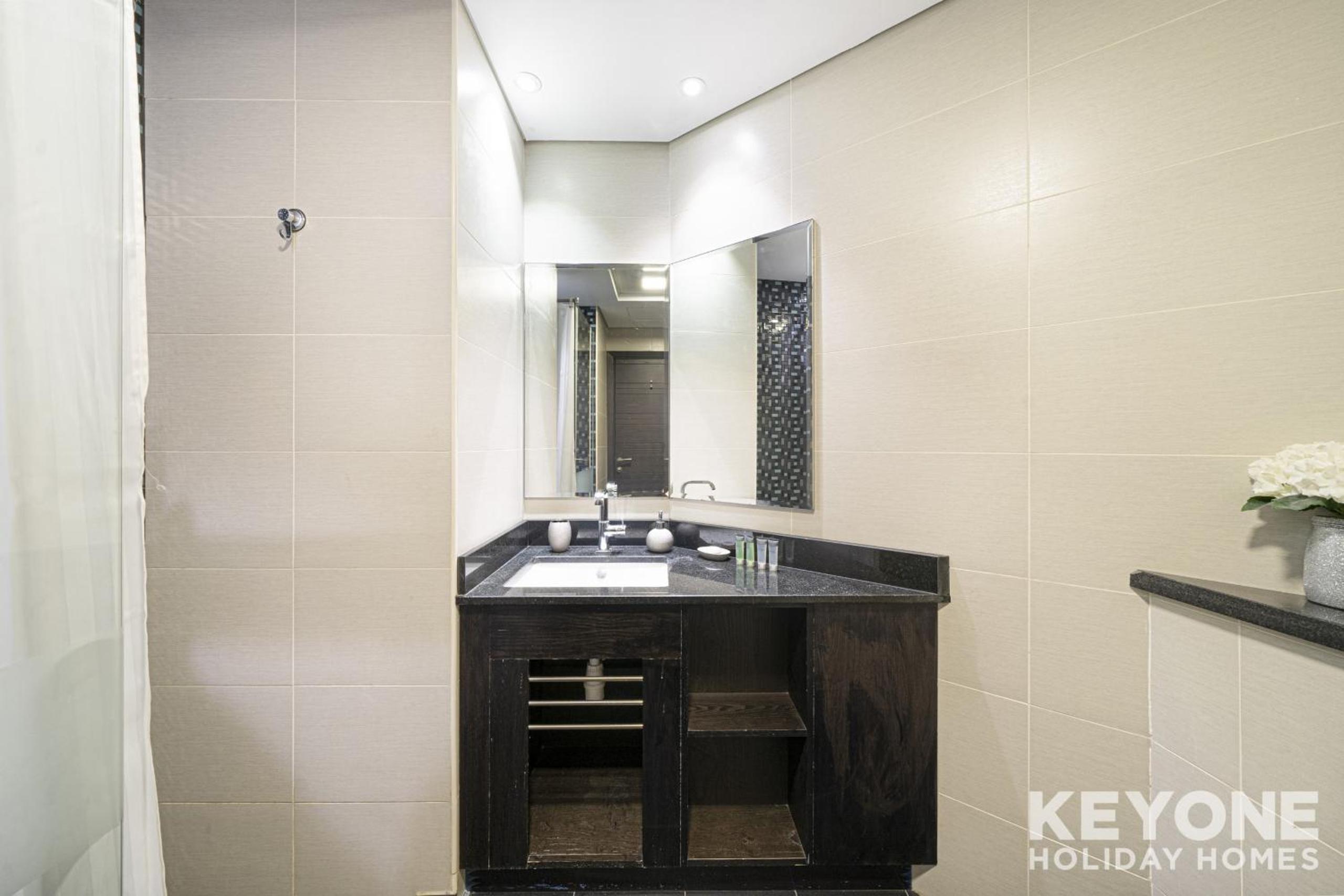 KeyOne - 1BR in Cayan Tower