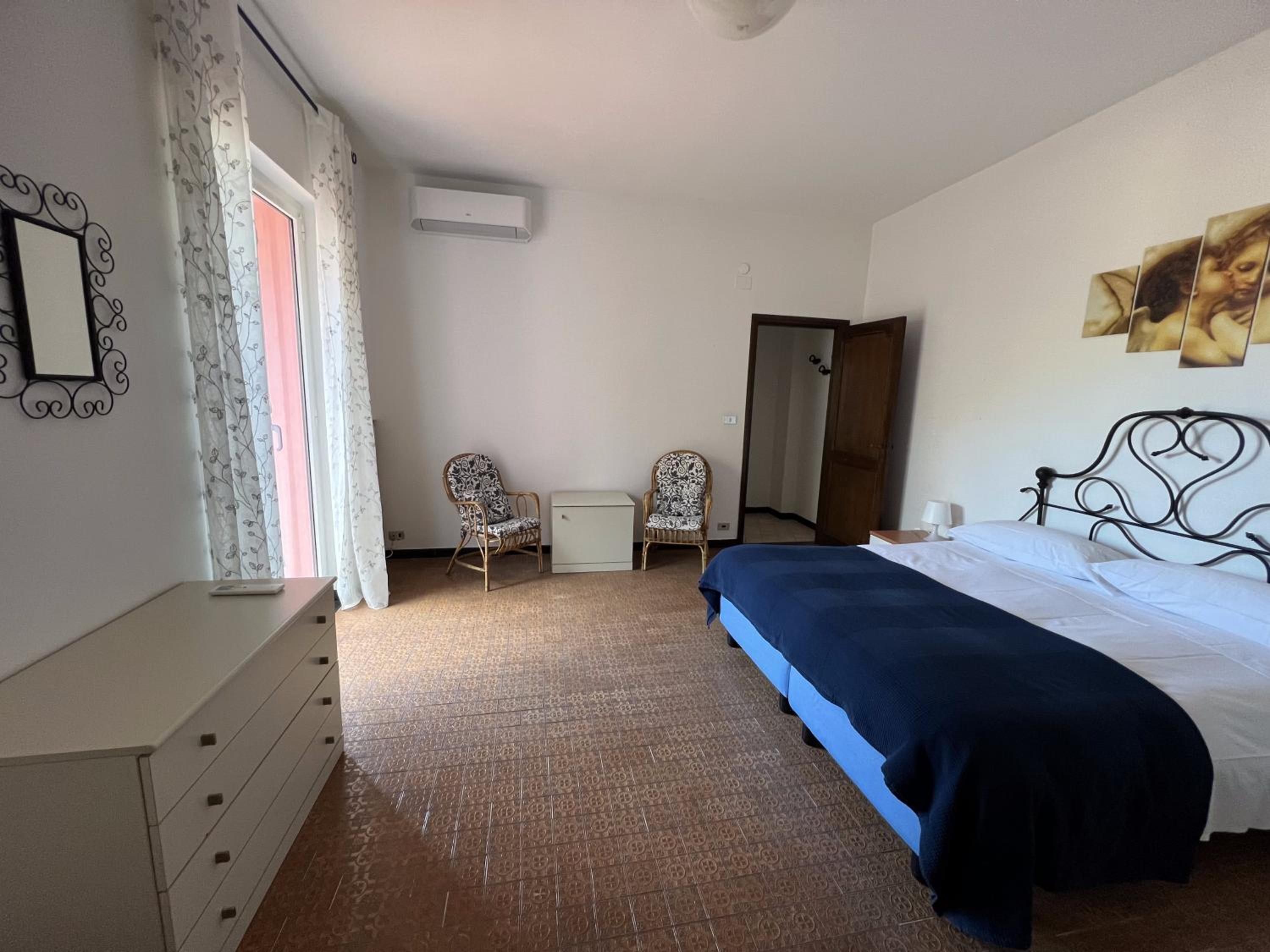 Appartamento vista mare in villa view 5