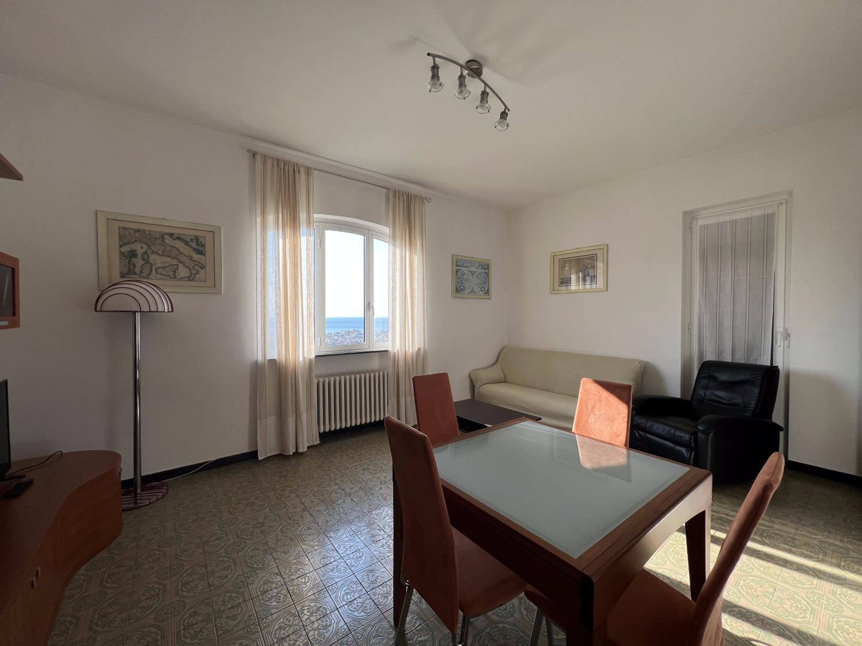 Appartamento vista mare in villa view 3