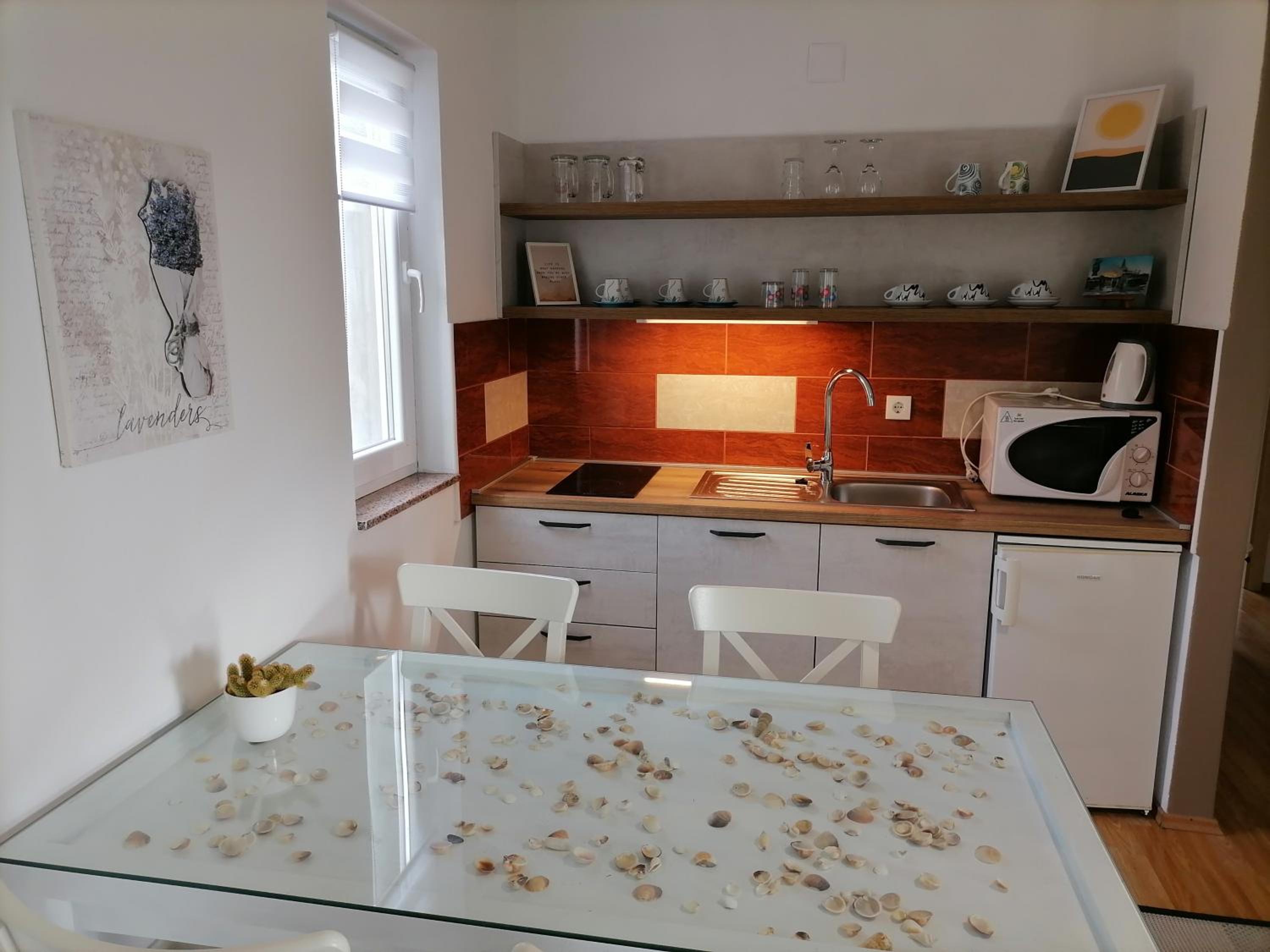 Apartments Dora Bibinje, 30 m from the sea view 3