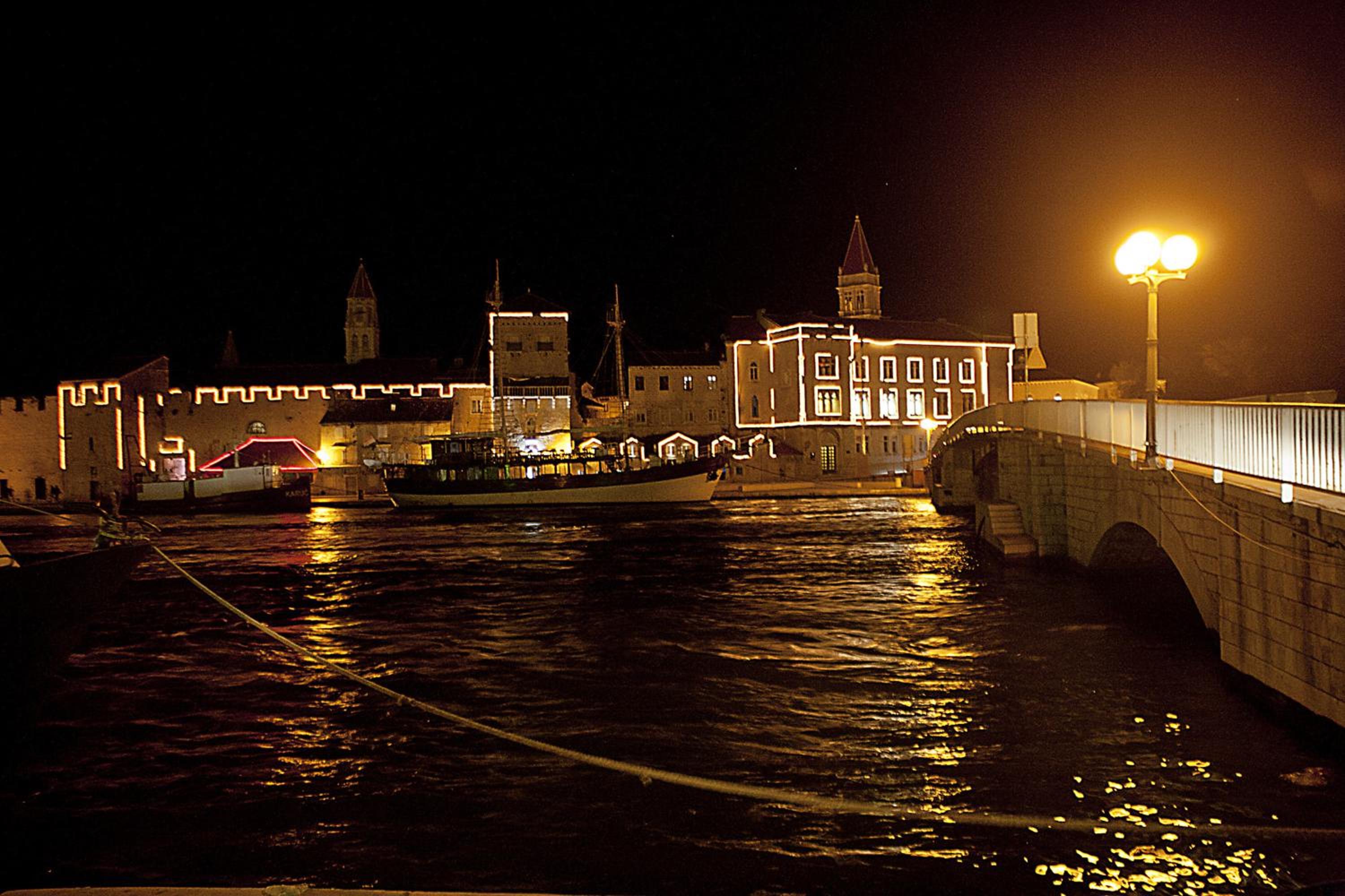 Photo 35