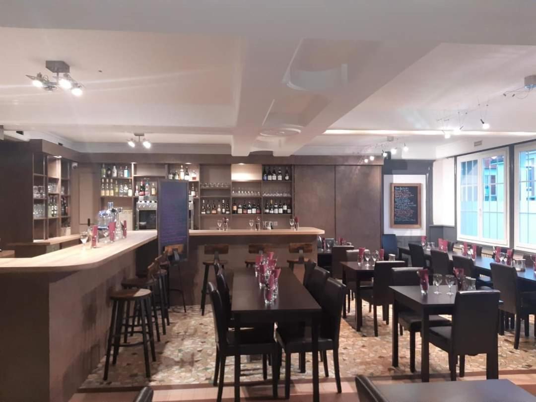 restaurant