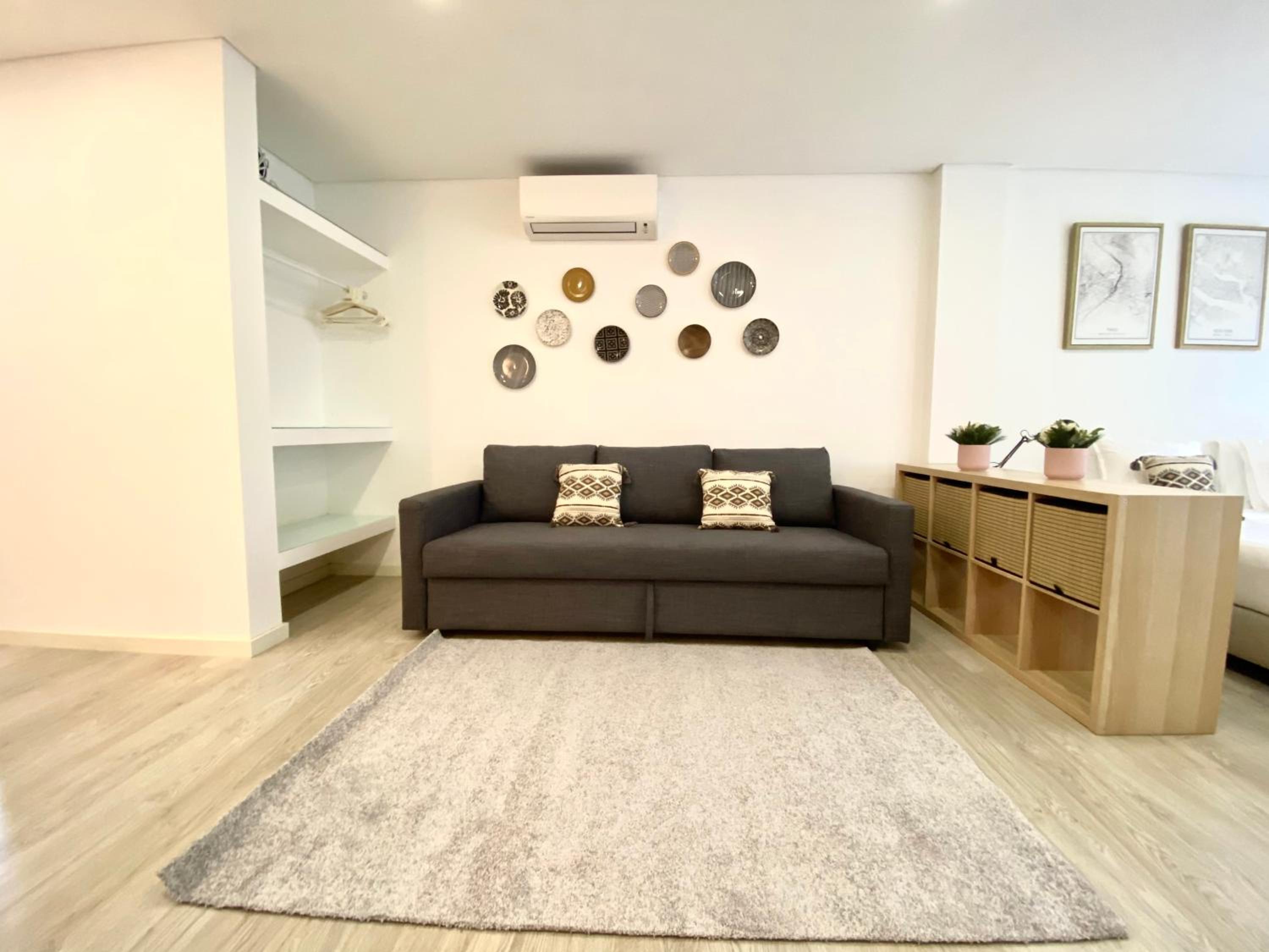 Center Liberty Apartment 1 view 4