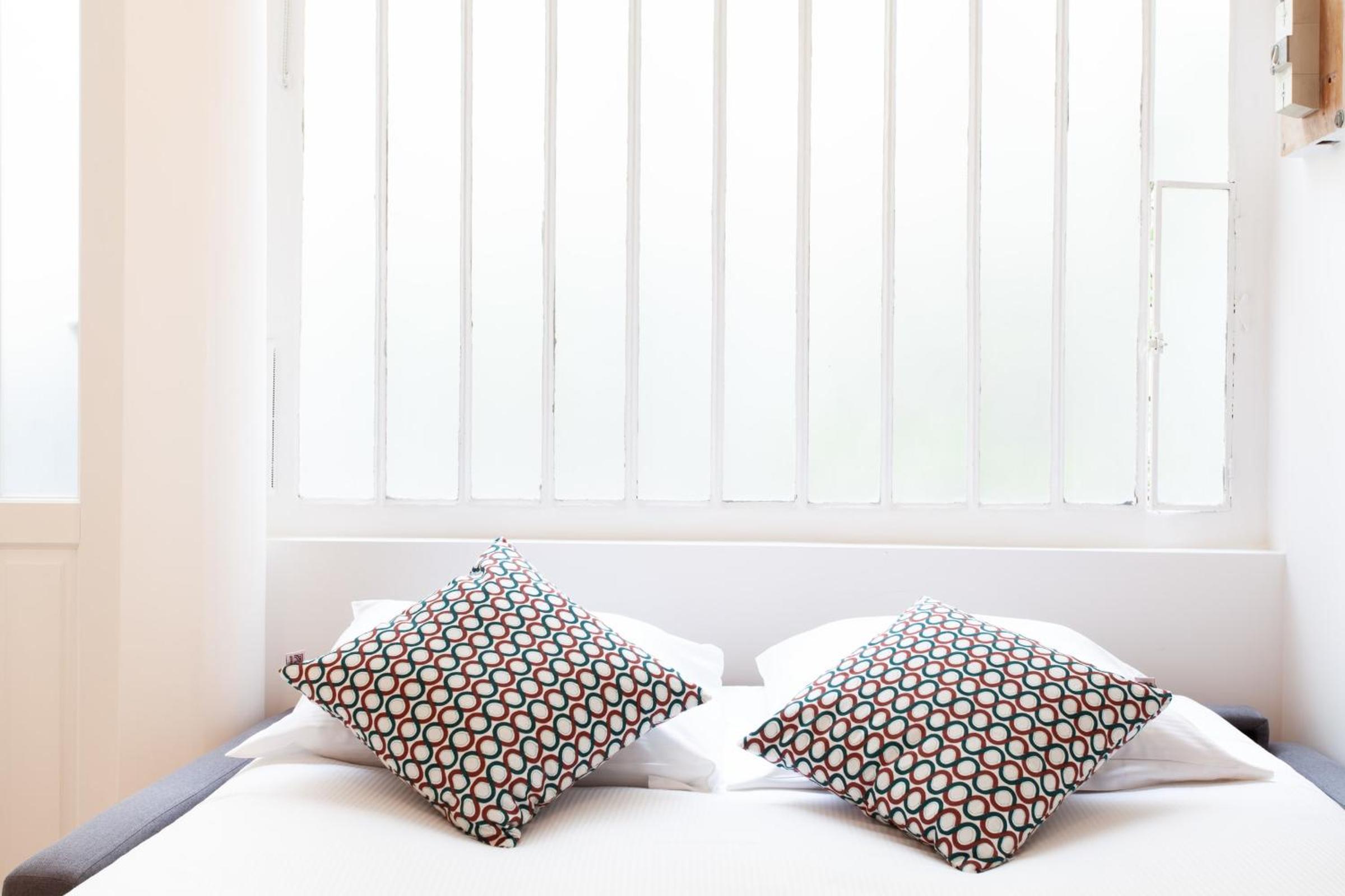 Luminous Appt And Design Close To The Sacred Heart