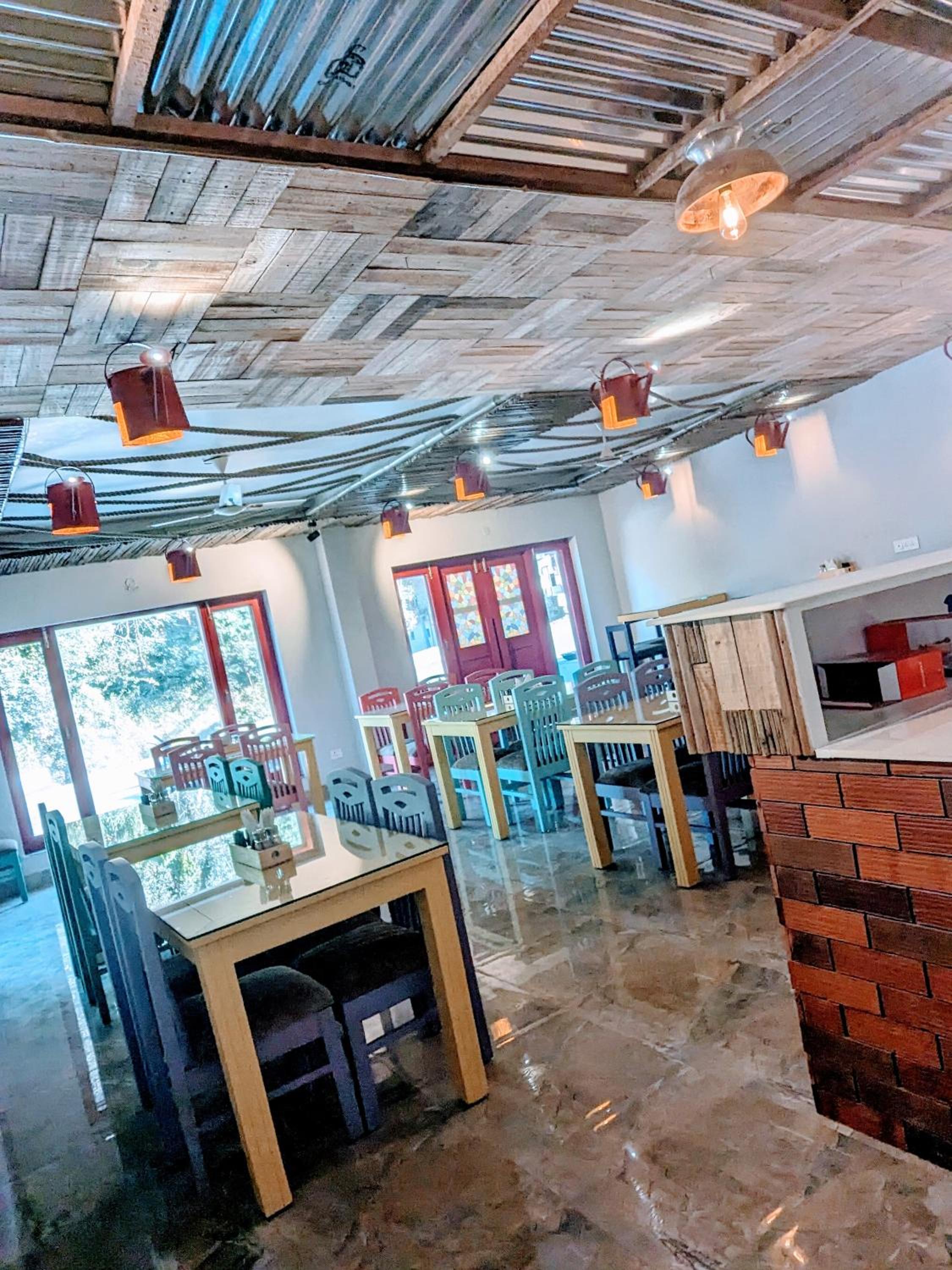 Food & Beverage