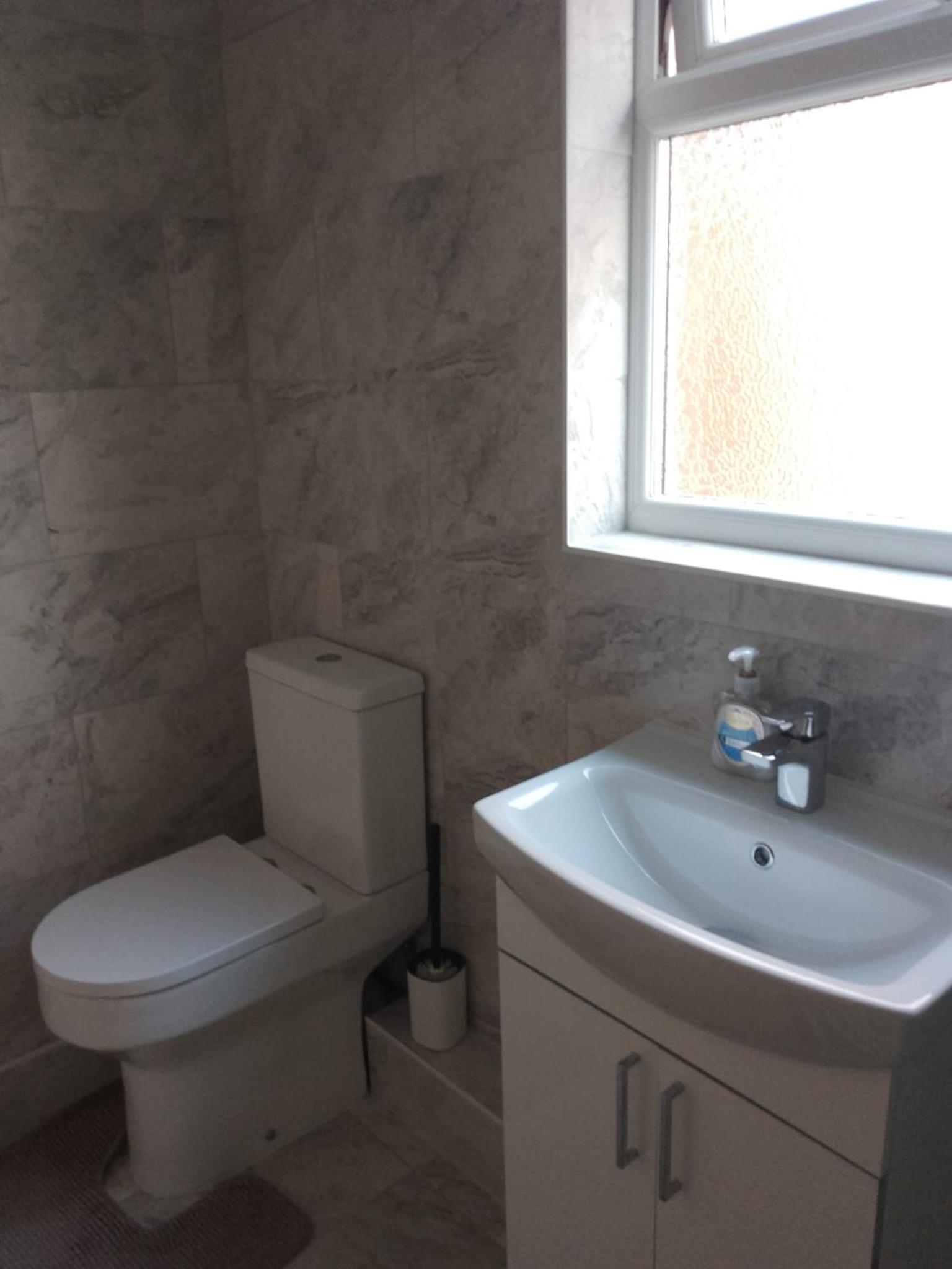 Comfy 3 bed house near Windsor Castle and Legoland 2