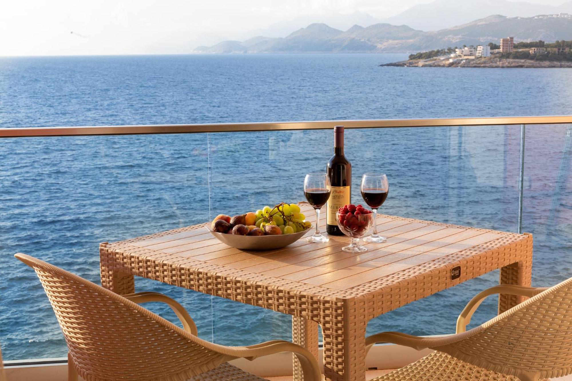 DreamSea Apartment view 3