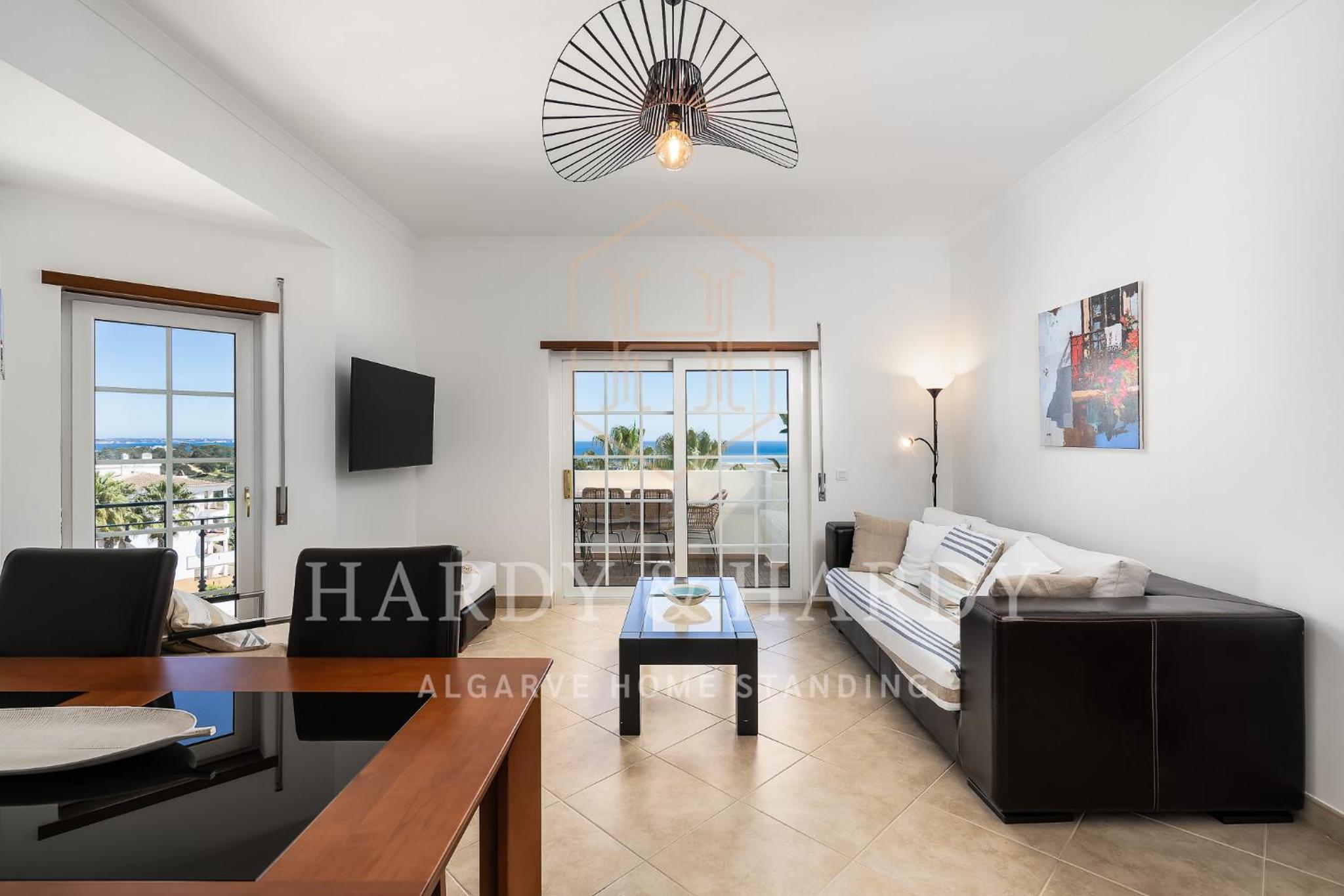 H&H - RARE Amazing Apartment with Panoramic Sea Views near to Meia Praia Beach & Lagos center view 4