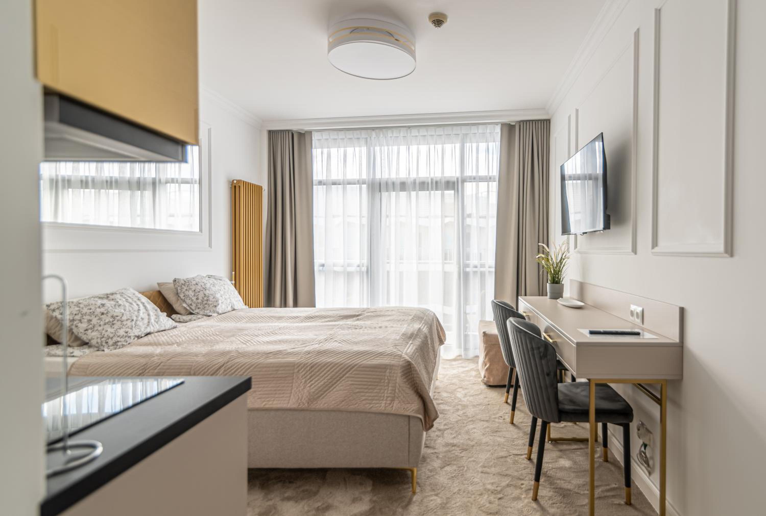 APARTAMENT Z WIDOKIEM NA MORZE