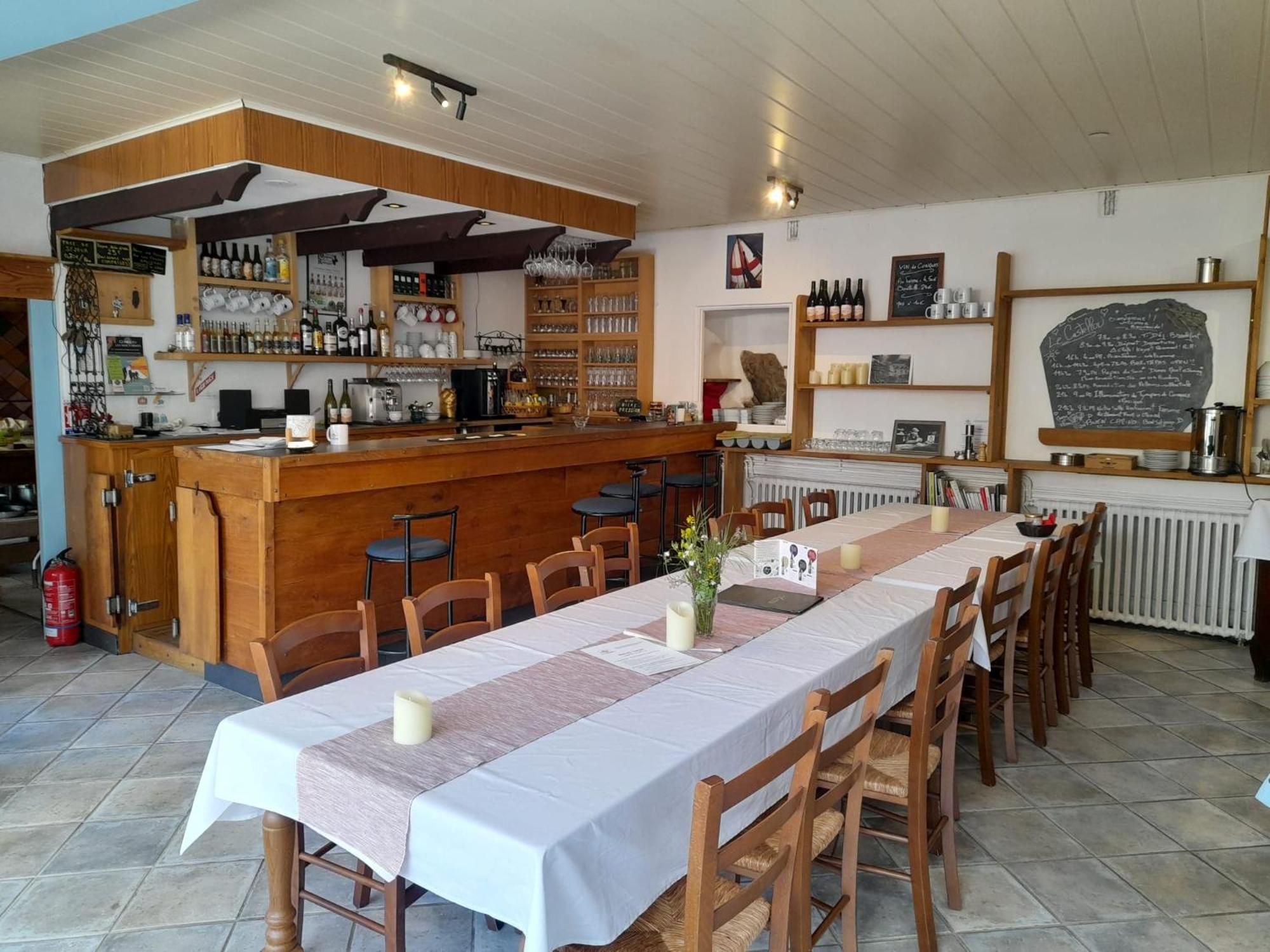 Le Castellou view 5