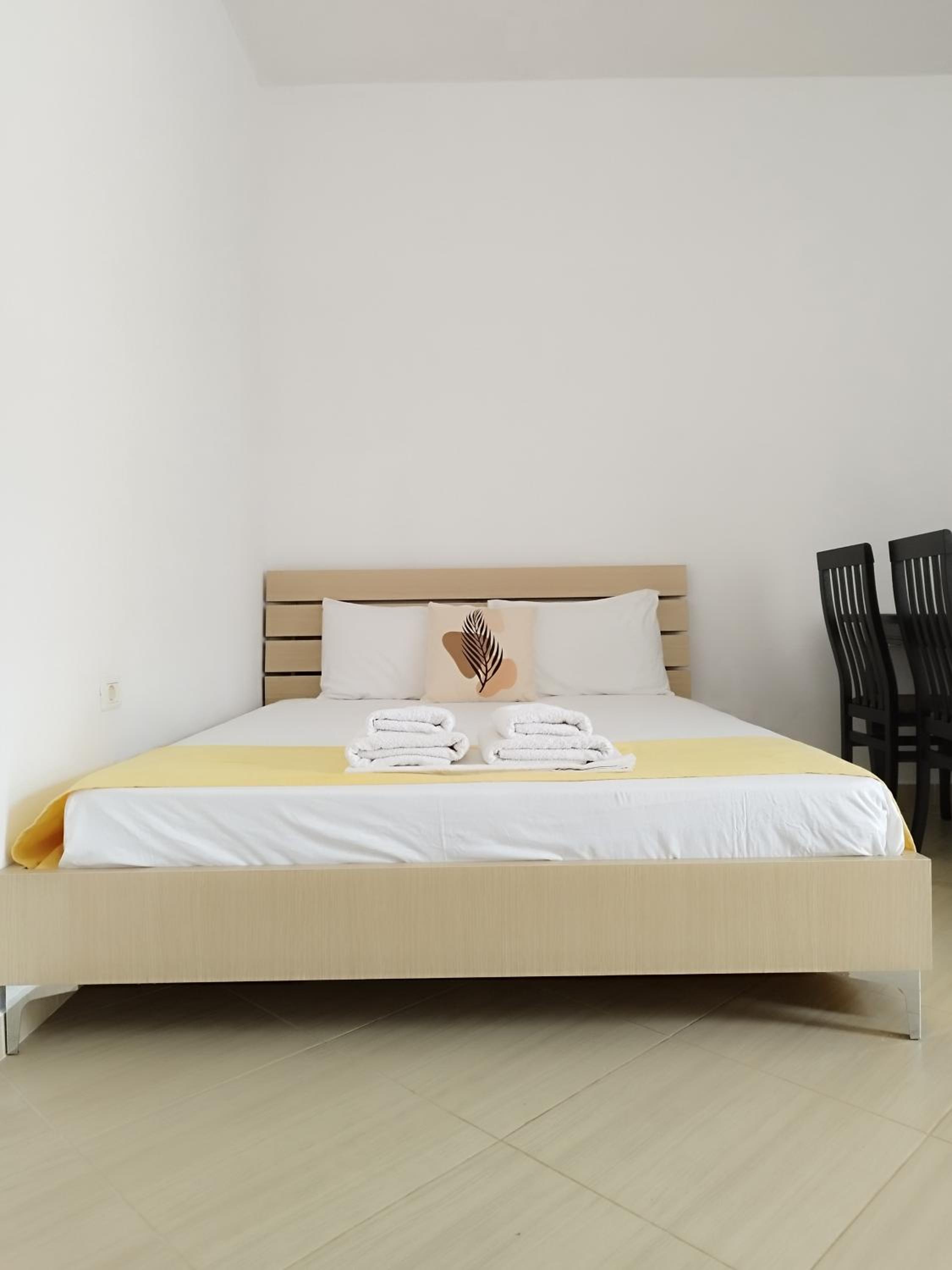 Iris Apartments Ksamil