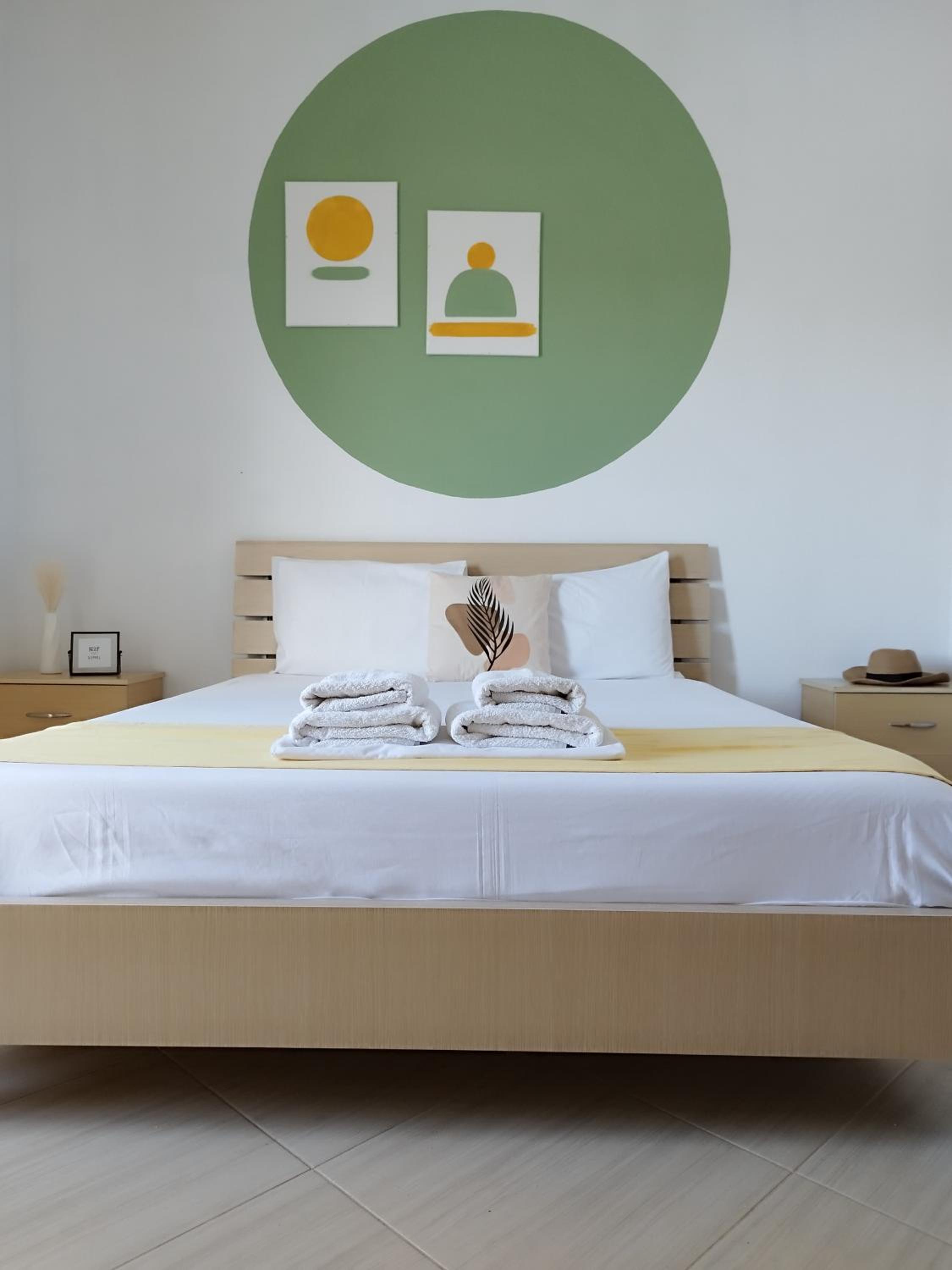 Iris Apartments Ksamil