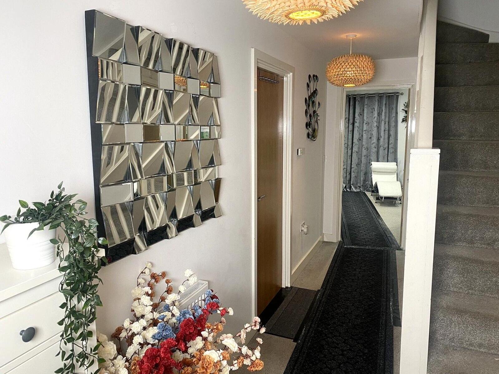 Igloo MagnoliaView Luxe Townhouse + Free Parking view 5