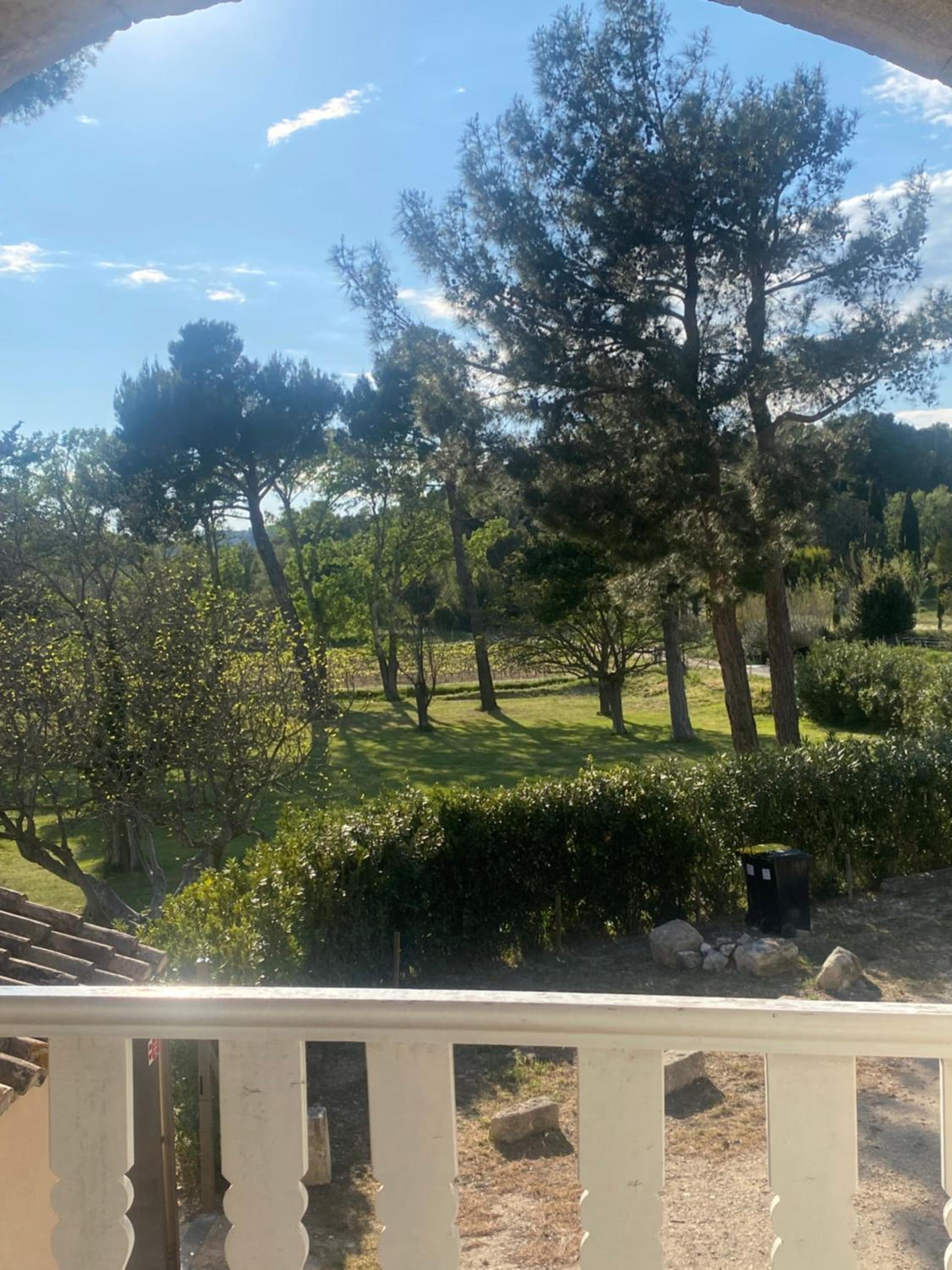 balcony