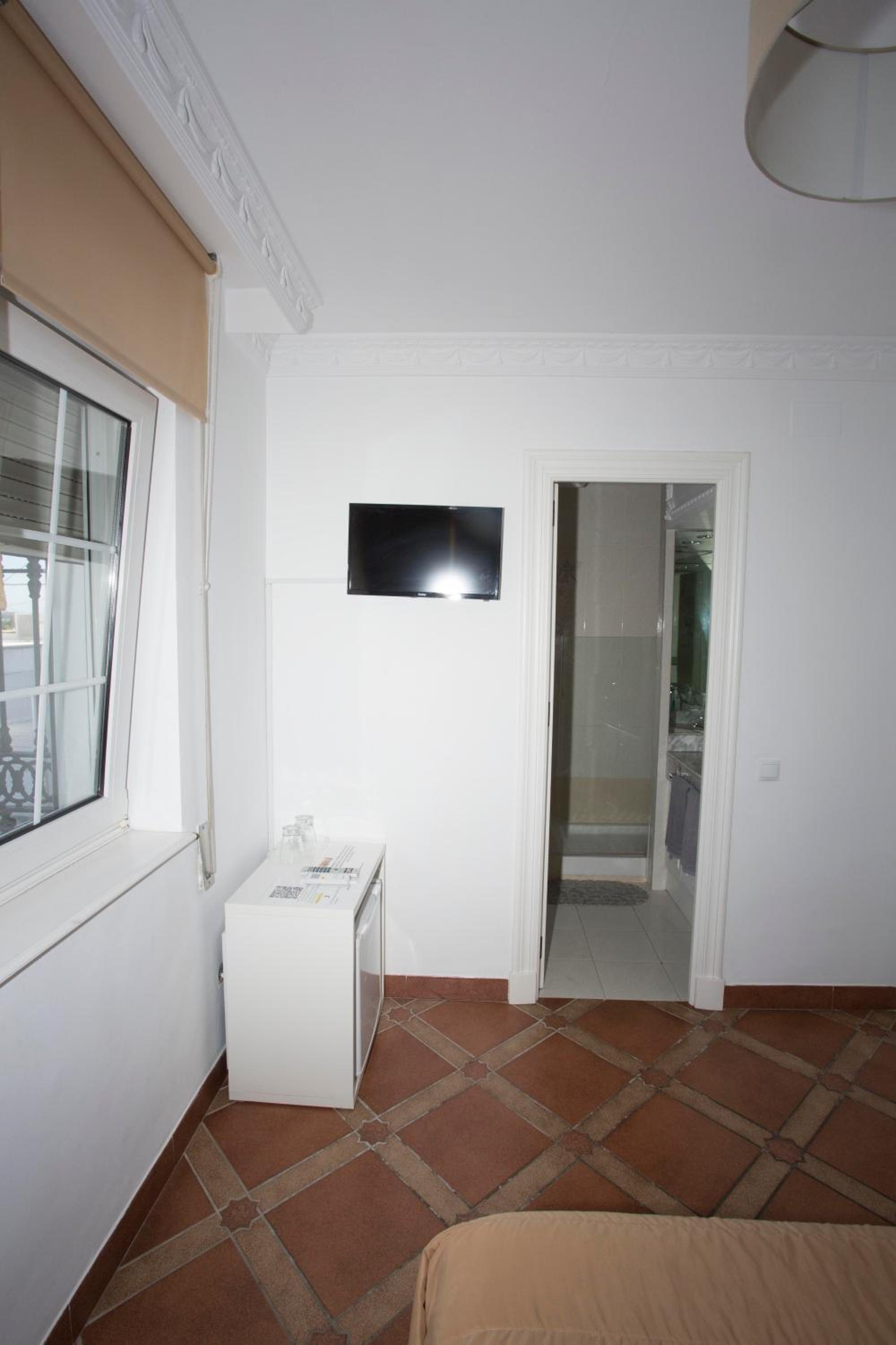 Photo 37