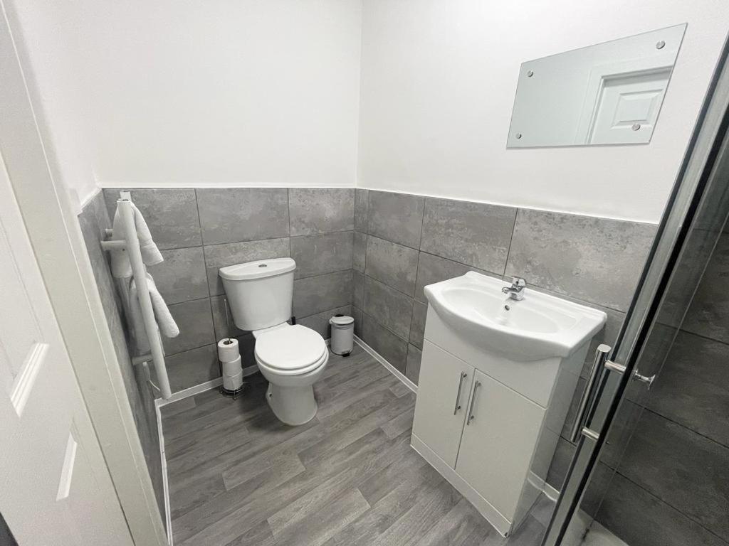 The Belmont Suite Sasco Apartments