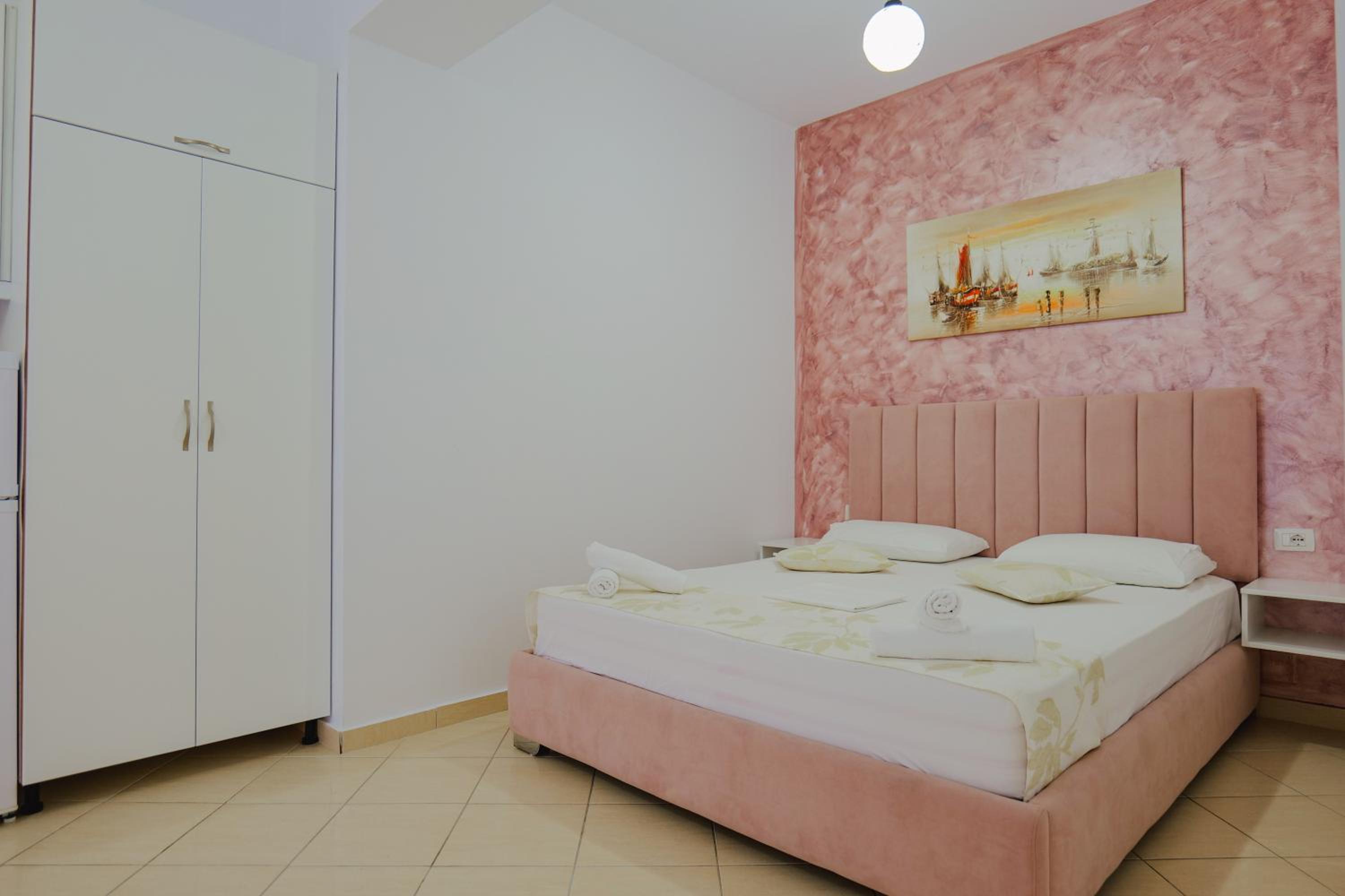 Eleni Guest House