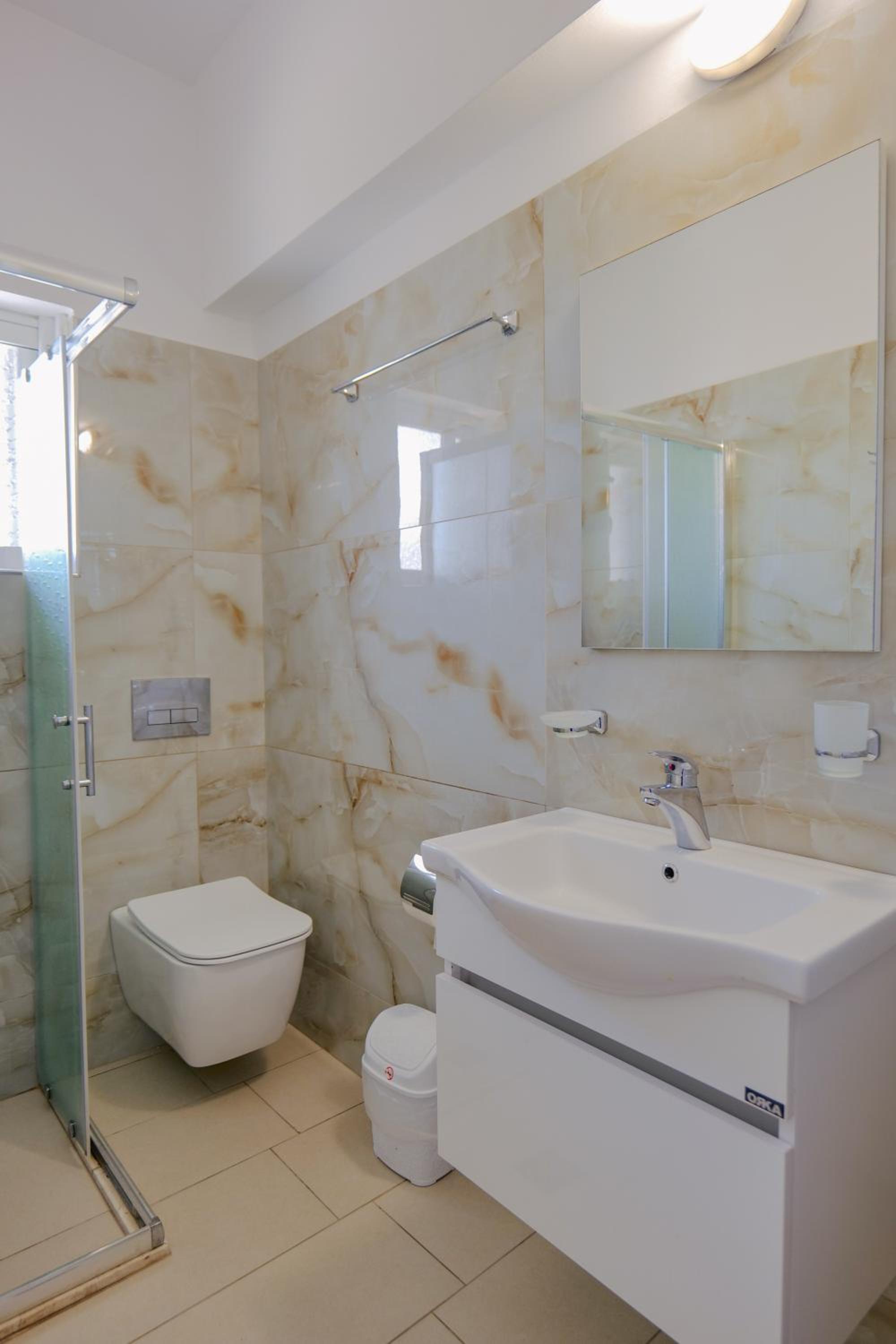Eleni Guest House