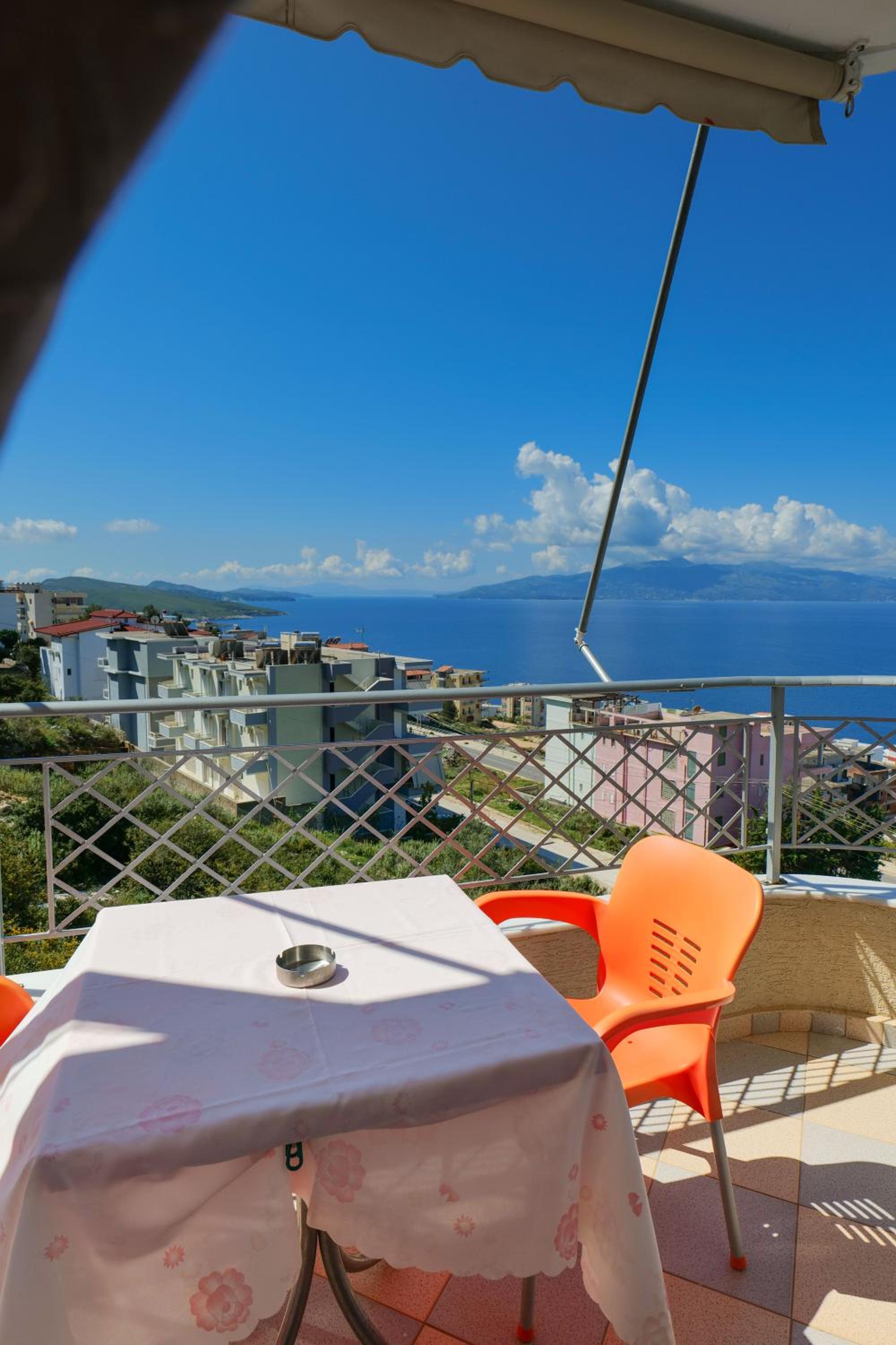 Eleni Guest House