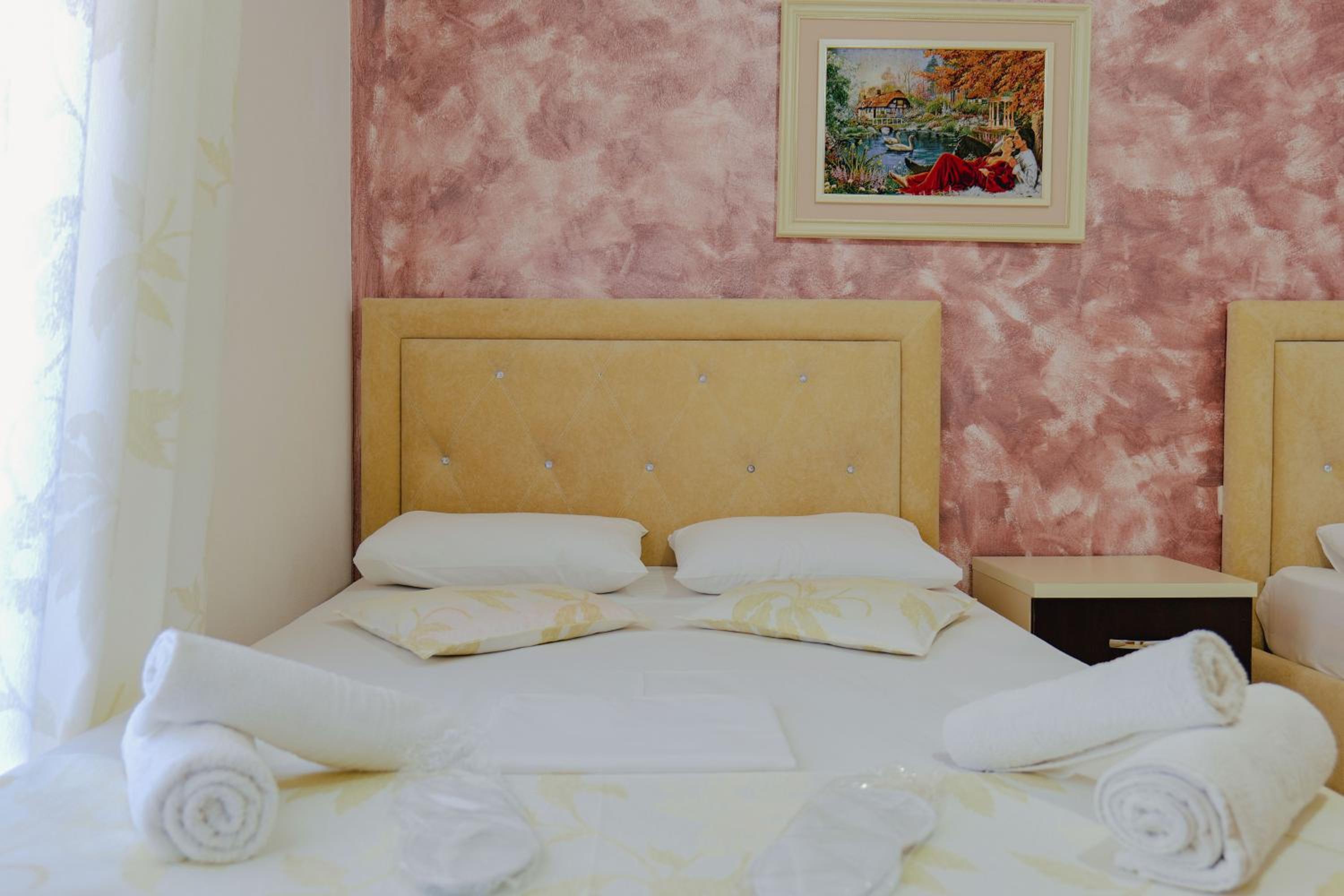 Eleni Guest House