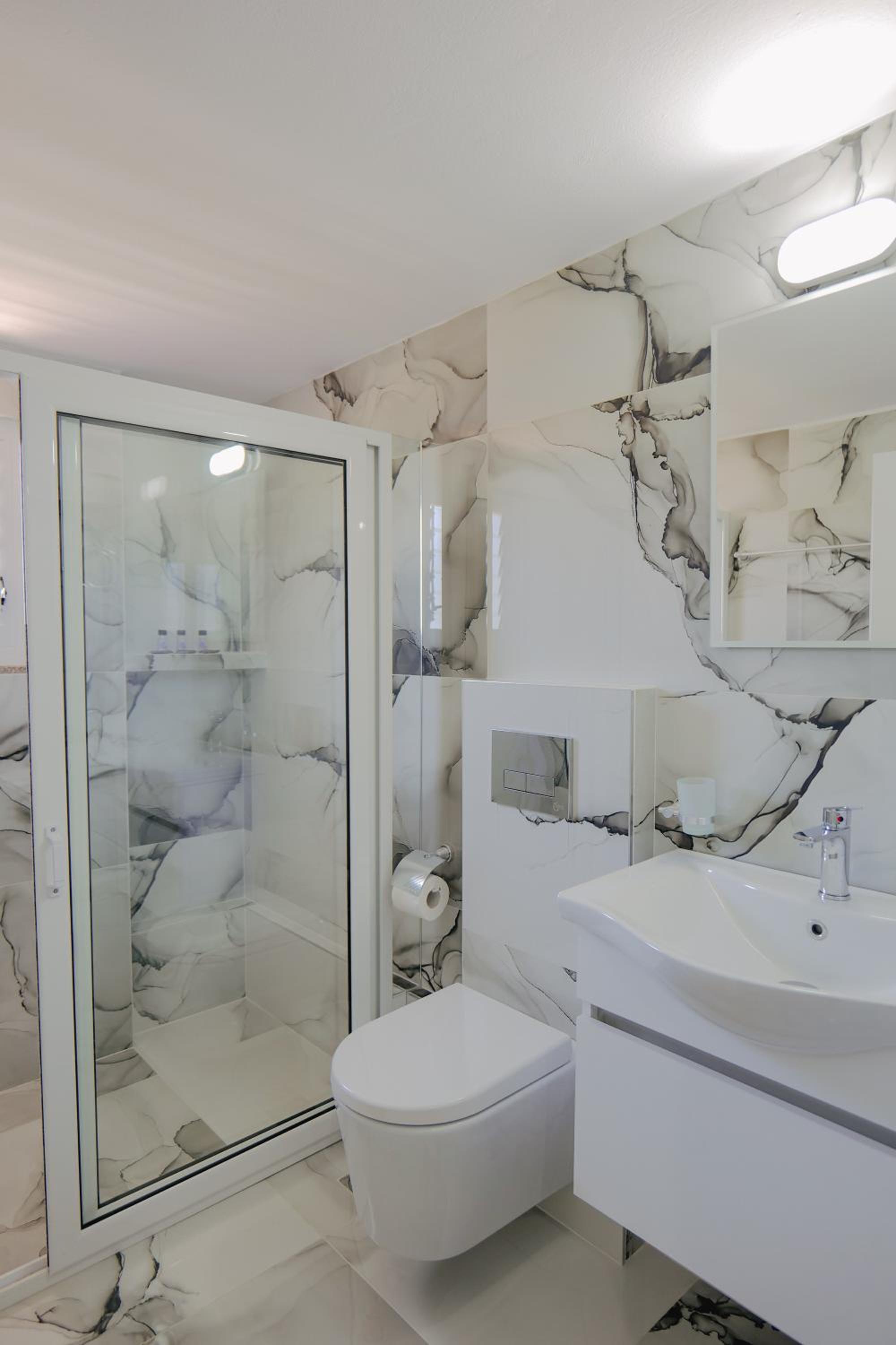 Eleni Guest House