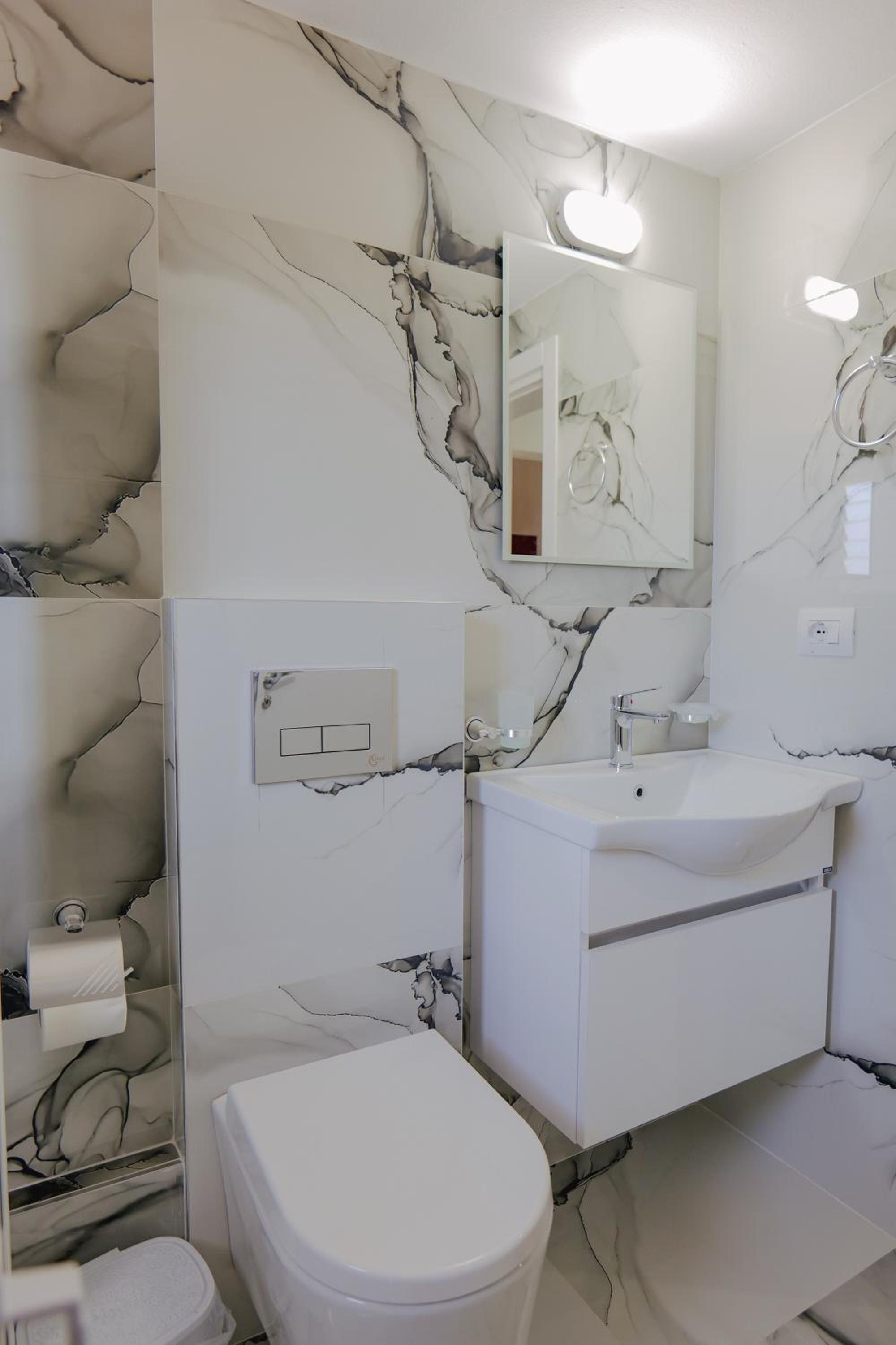 Eleni Guest House