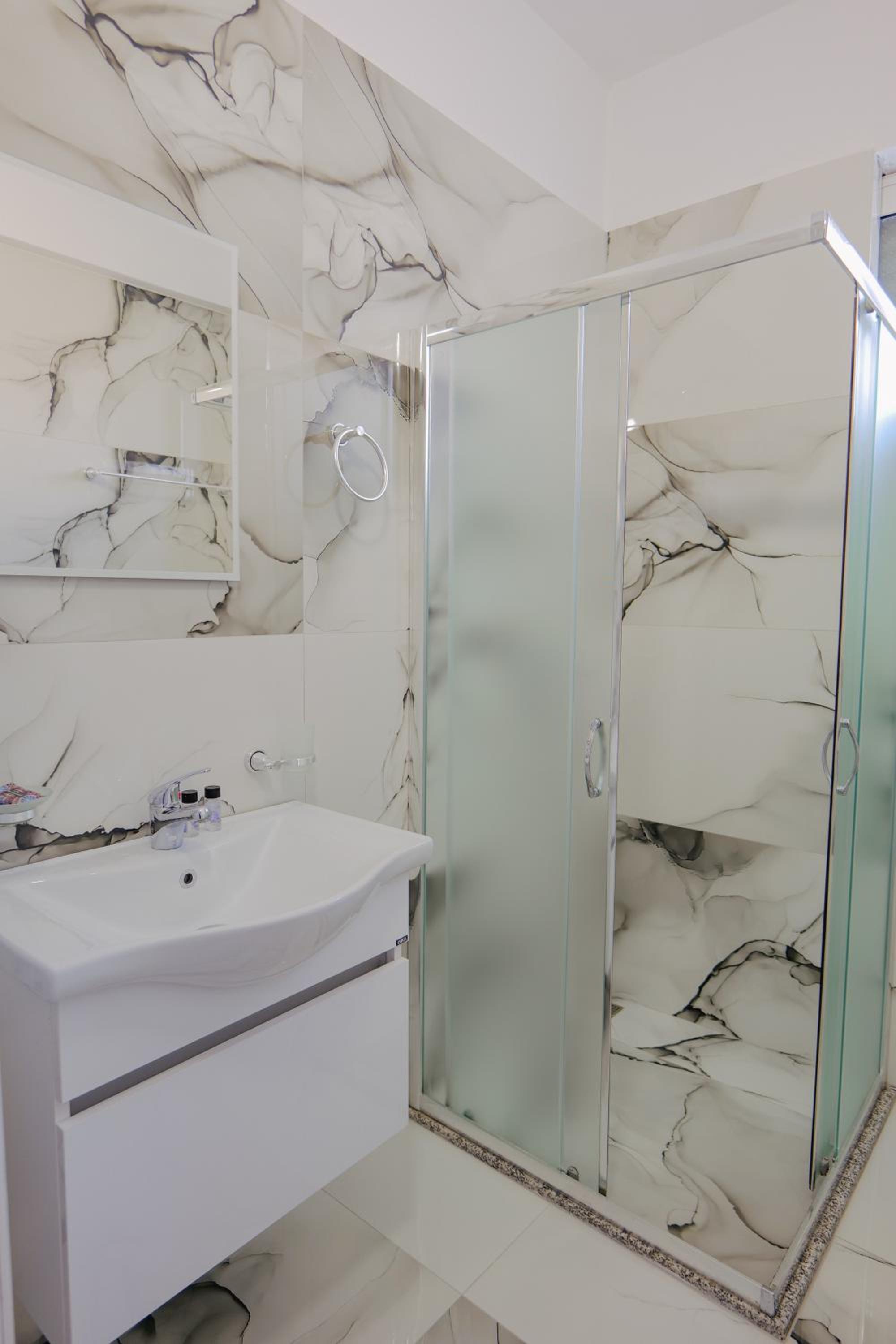 Eleni Guest House