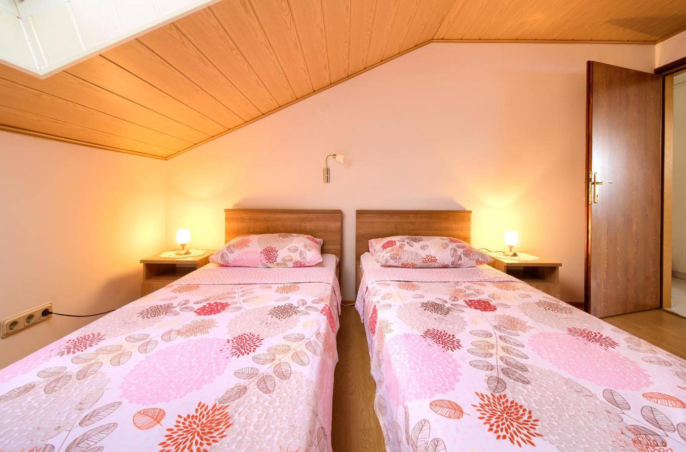 Apartment Mladen