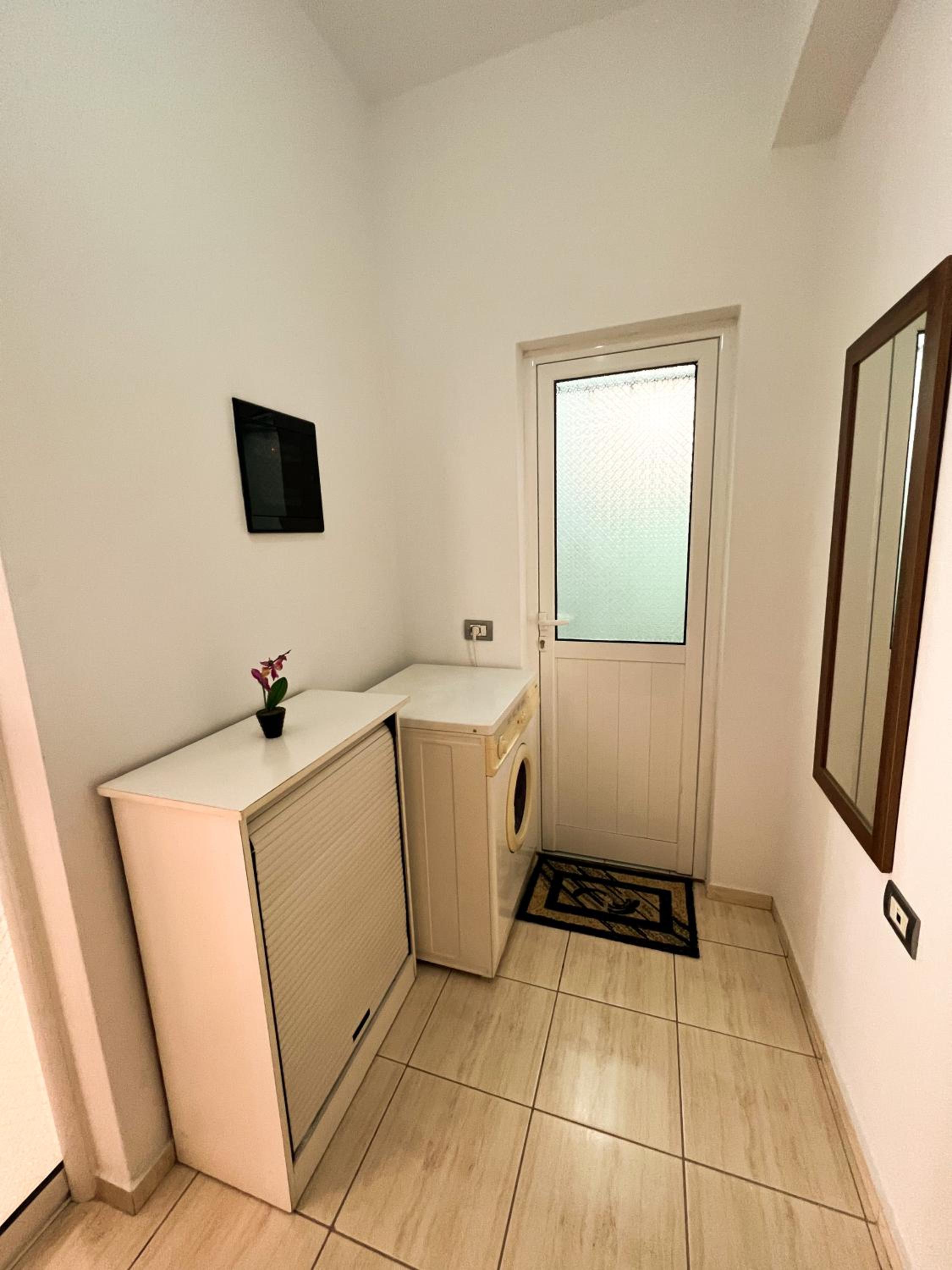 Garden Villa Sarande Apt-5