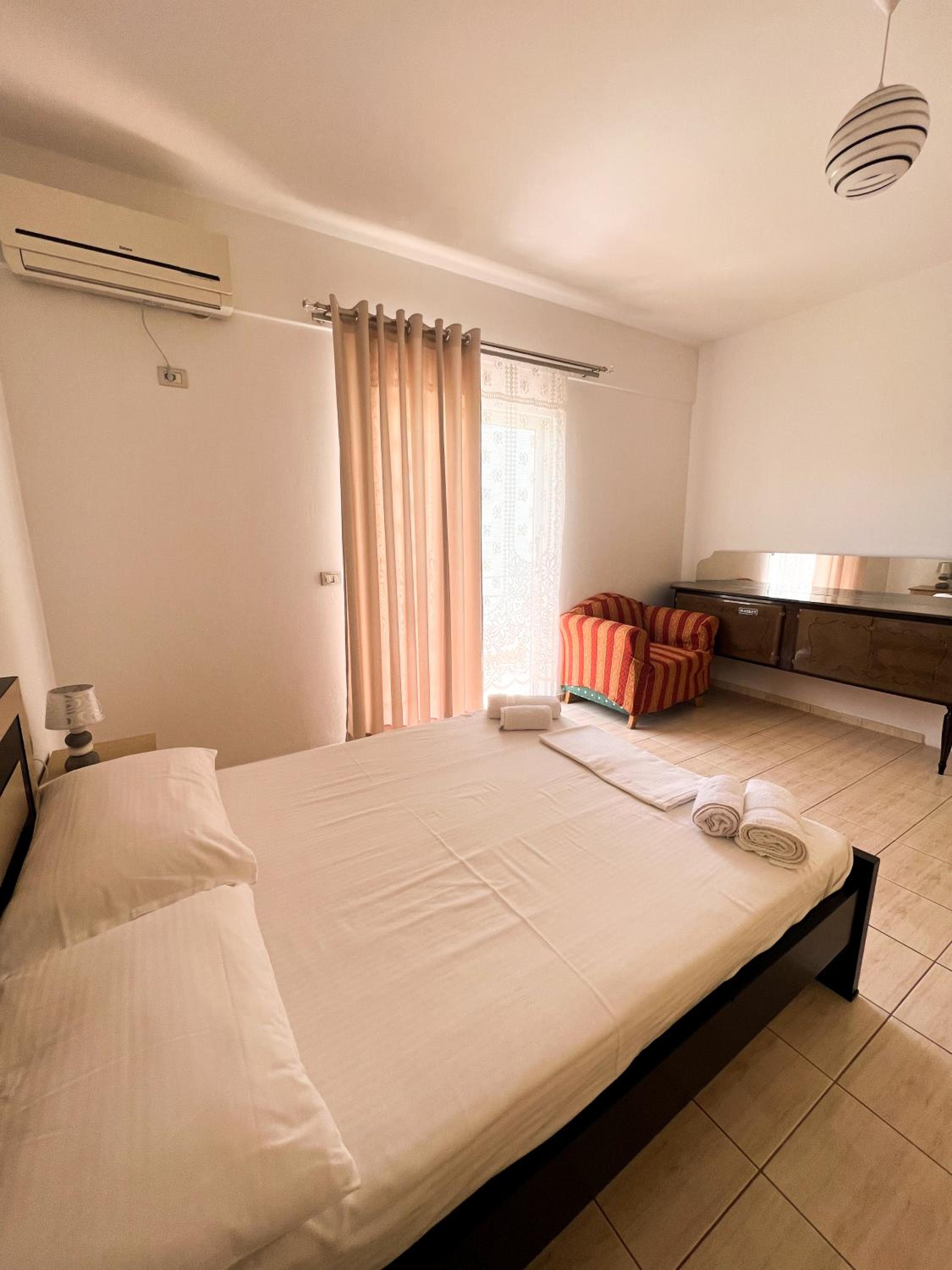 Garden Villa Sarande Apt-5