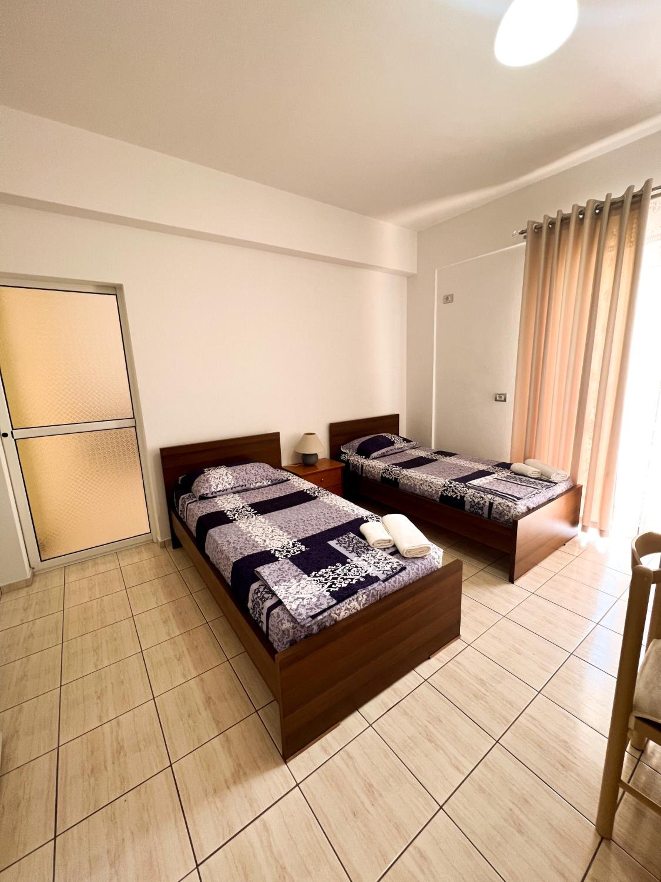 Garden Villa Sarande Apt-5