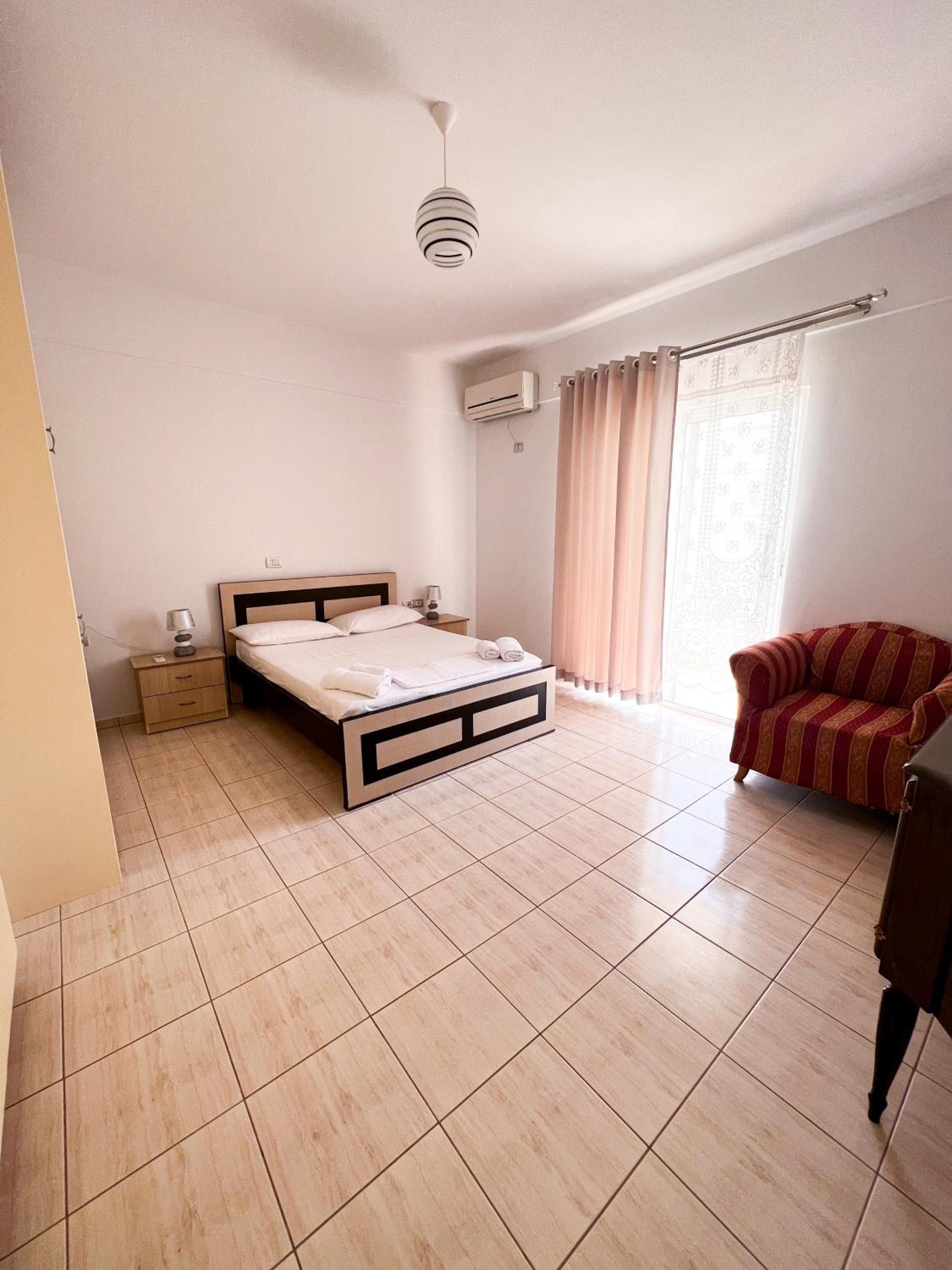 Garden Villa Sarande Apt-5