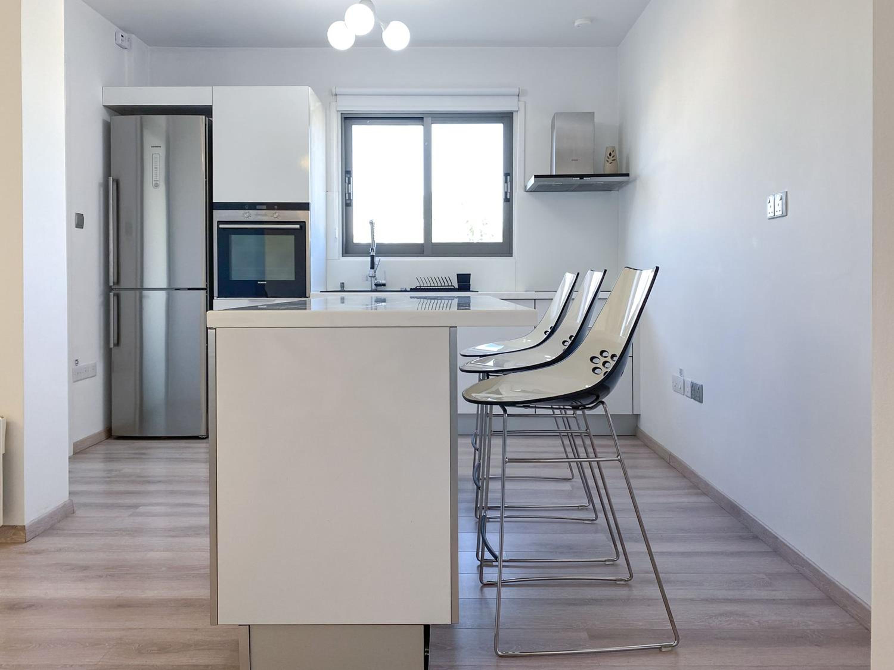 Phaedrus Living: City Flat Rafaella 6