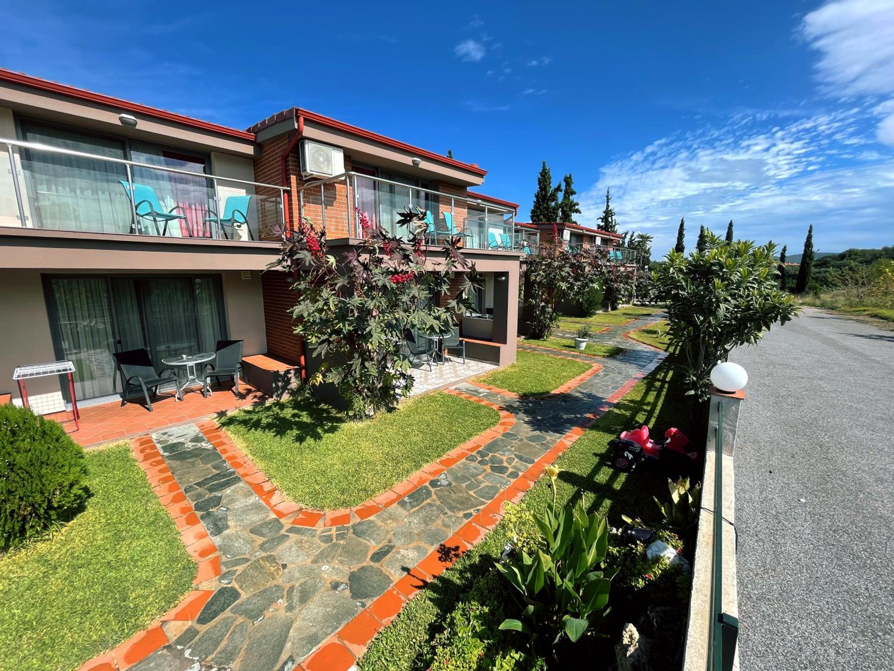 Village Mare Residences view 3