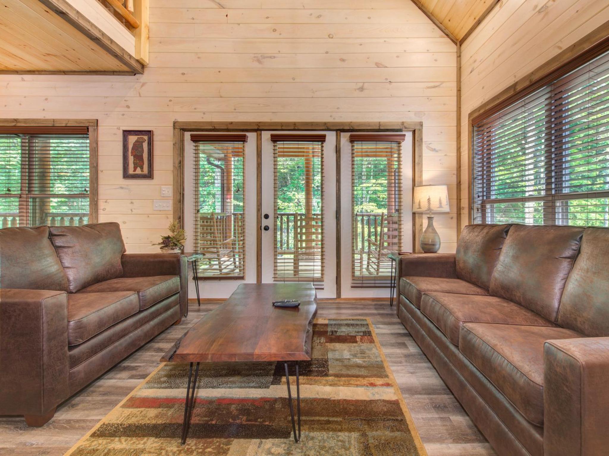 Matterhorn, 4 BRS, Pool, Hot Tub, Game Room, WI-FI, Sleeps 10 view 4