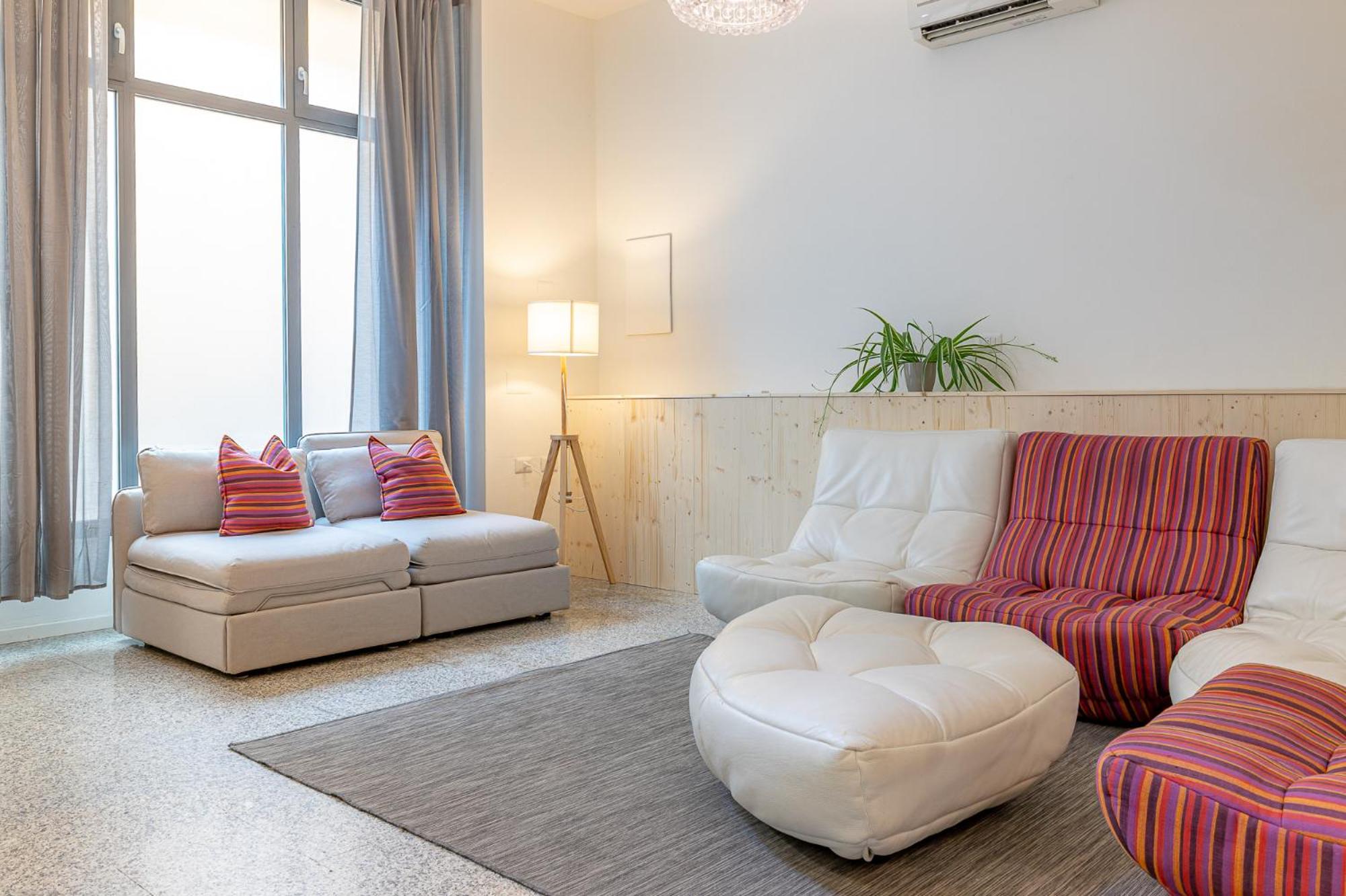 Moderno Loft a due passi dal lago photo 3