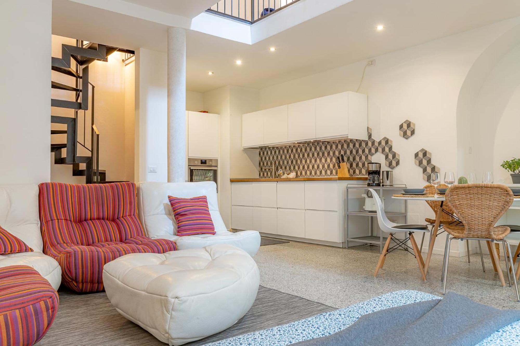 Moderno Loft a due passi dal lago photo 4
