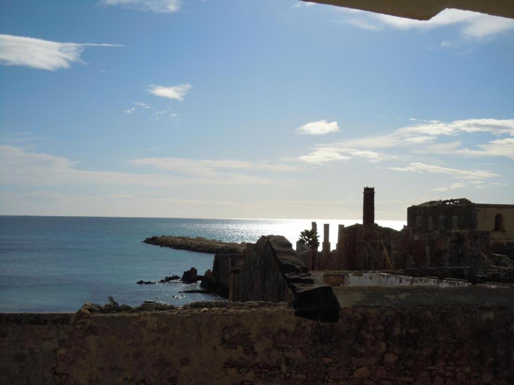 Tonnara apartment 1st floor codi facing the sea with view, wifi