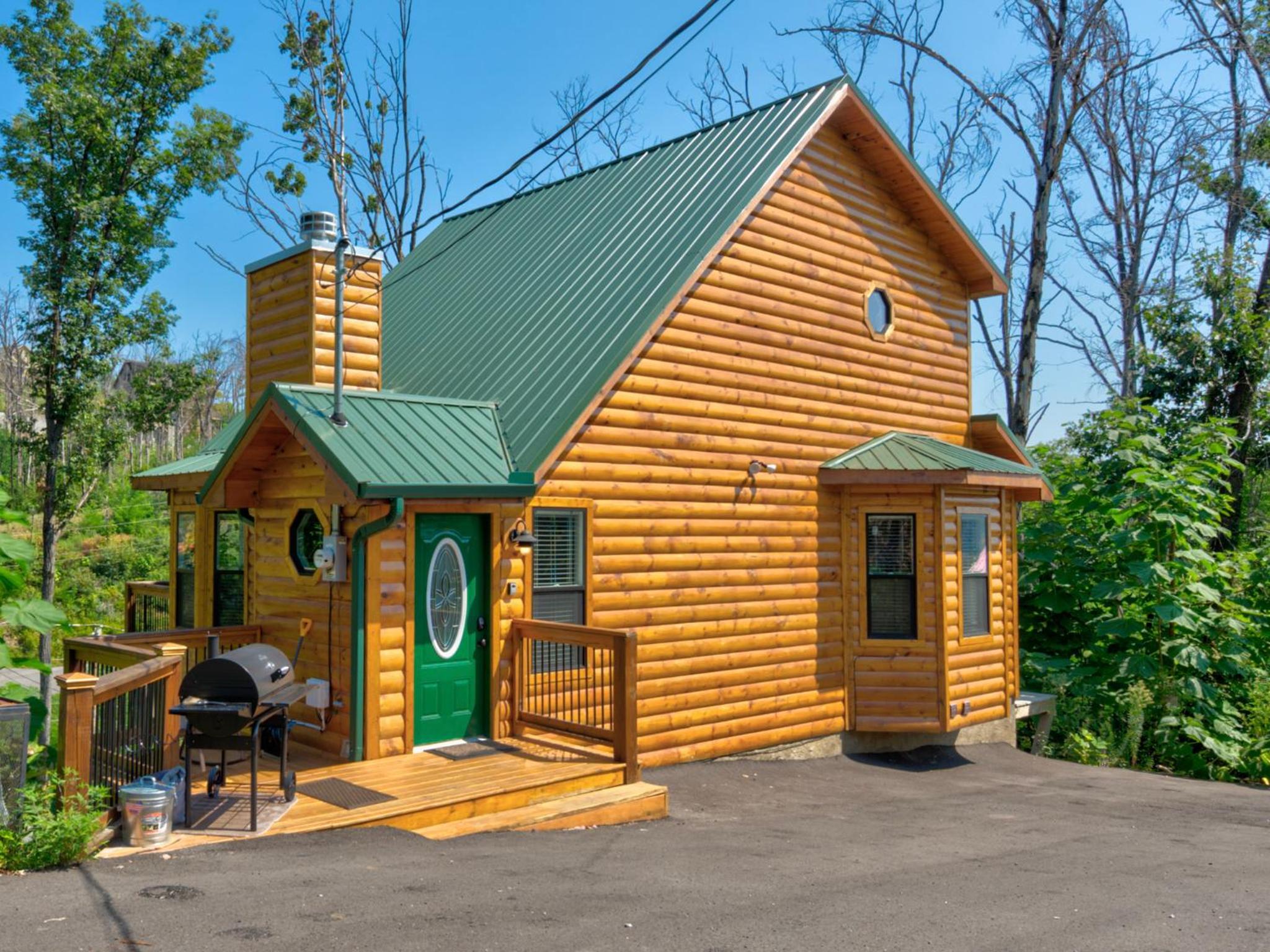 Misty Hollow, 3 Bedrooms, Hot Tub, Pool Table, Fireplace, Pool, Sleeps 10 view 4