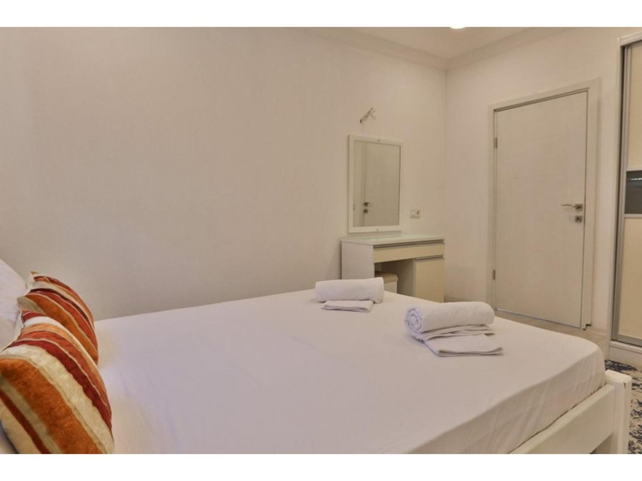Villla Emir 1 bed villa private pool breakfast included