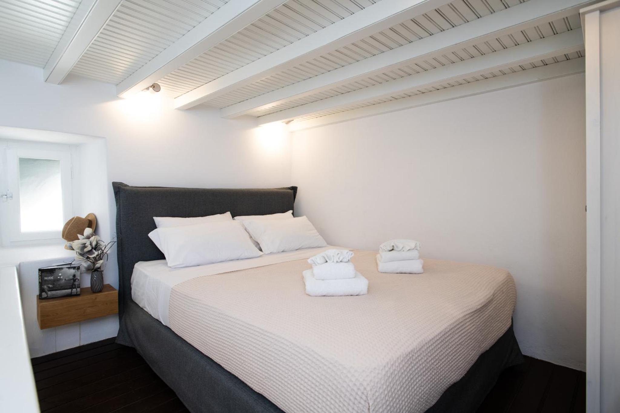 Mykonos House Aurora view 2